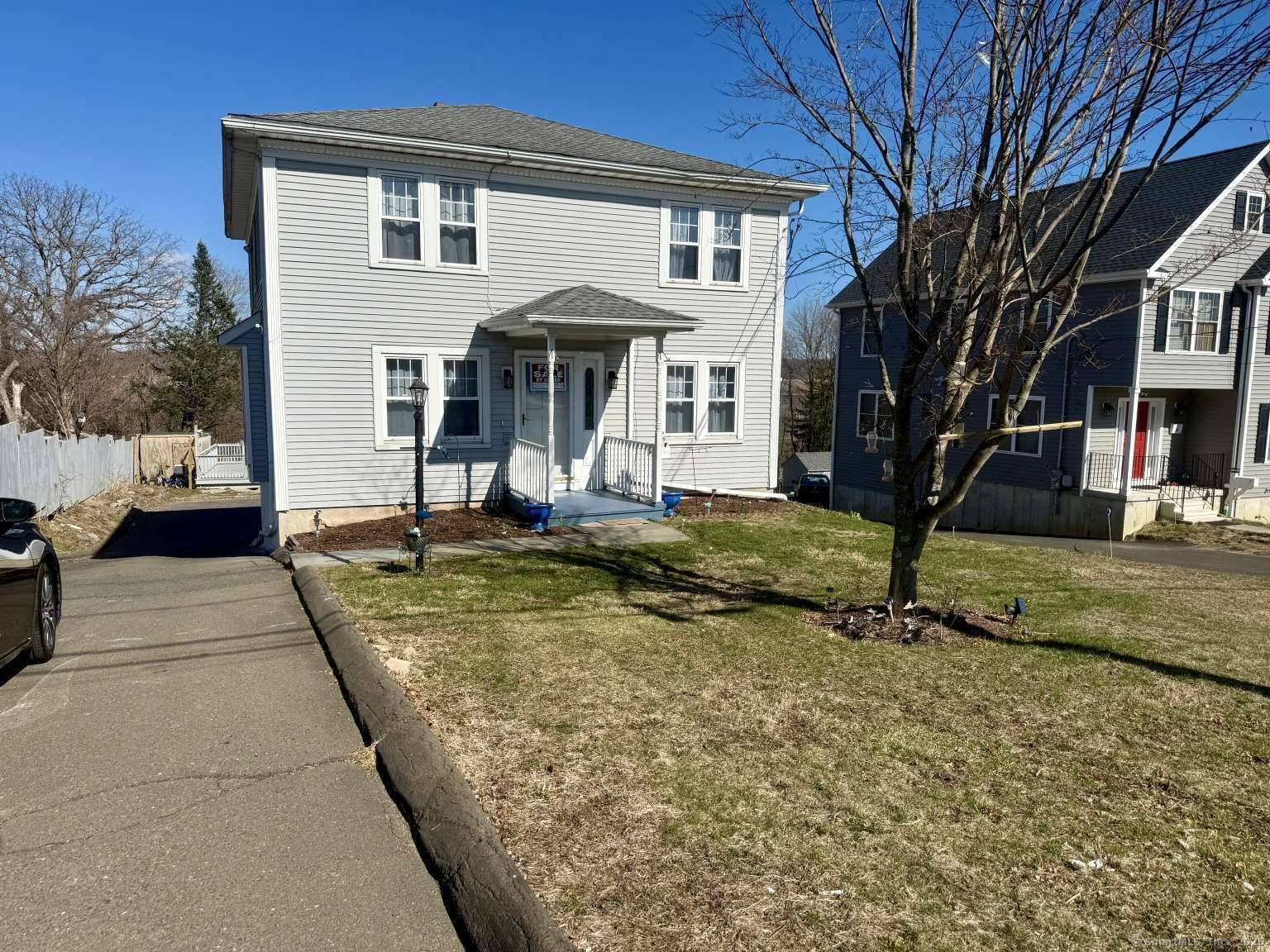 Danbury, CT 06810,9 Olive Street