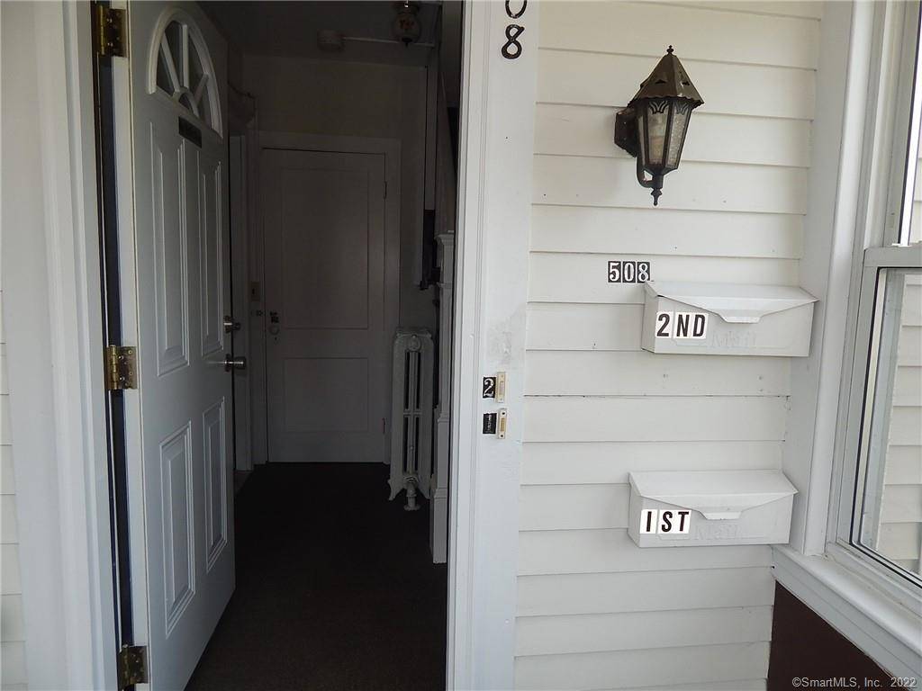 Milford, CT 06460,508 Naugatuck Avenue #L