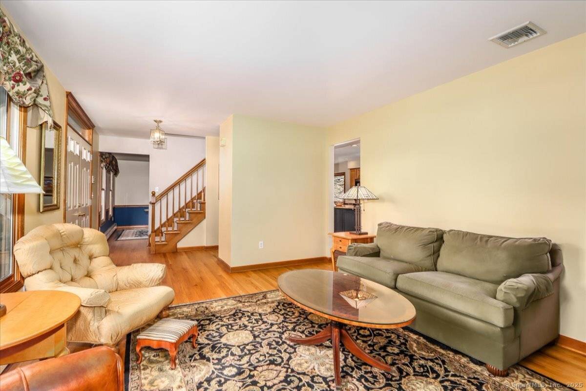 Newtown, CT 06470,129A Hanover Road