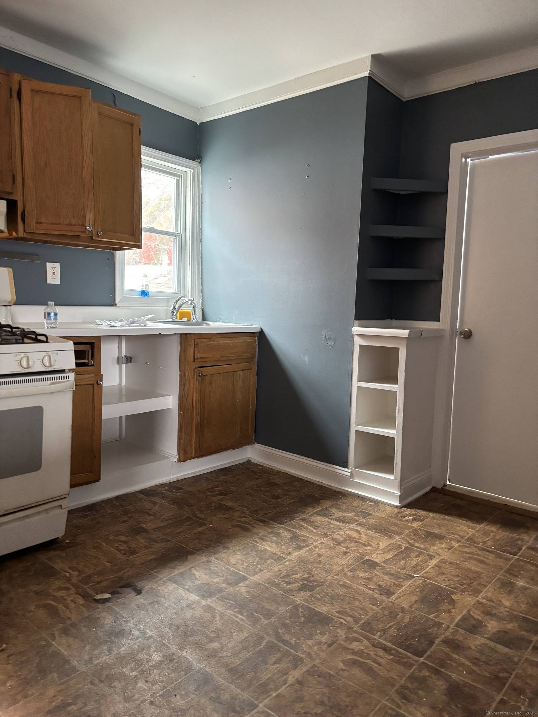 Waterbury, CT 06704,116 Byrneside Avenue