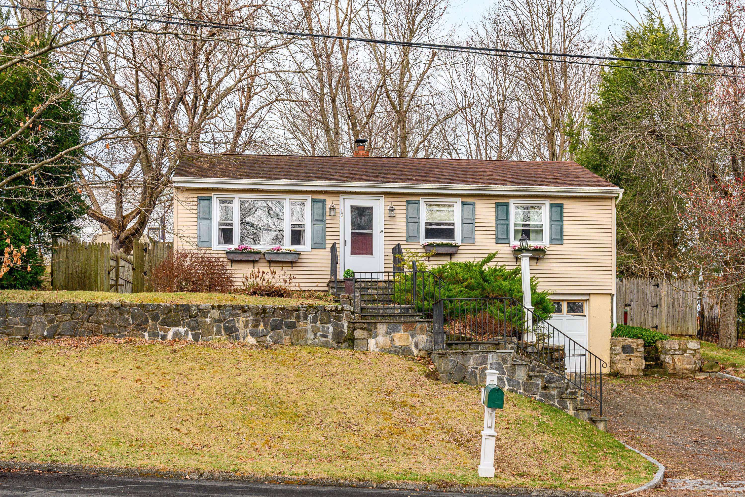 Brookfield, CT 06804,12 Berkshire Drive