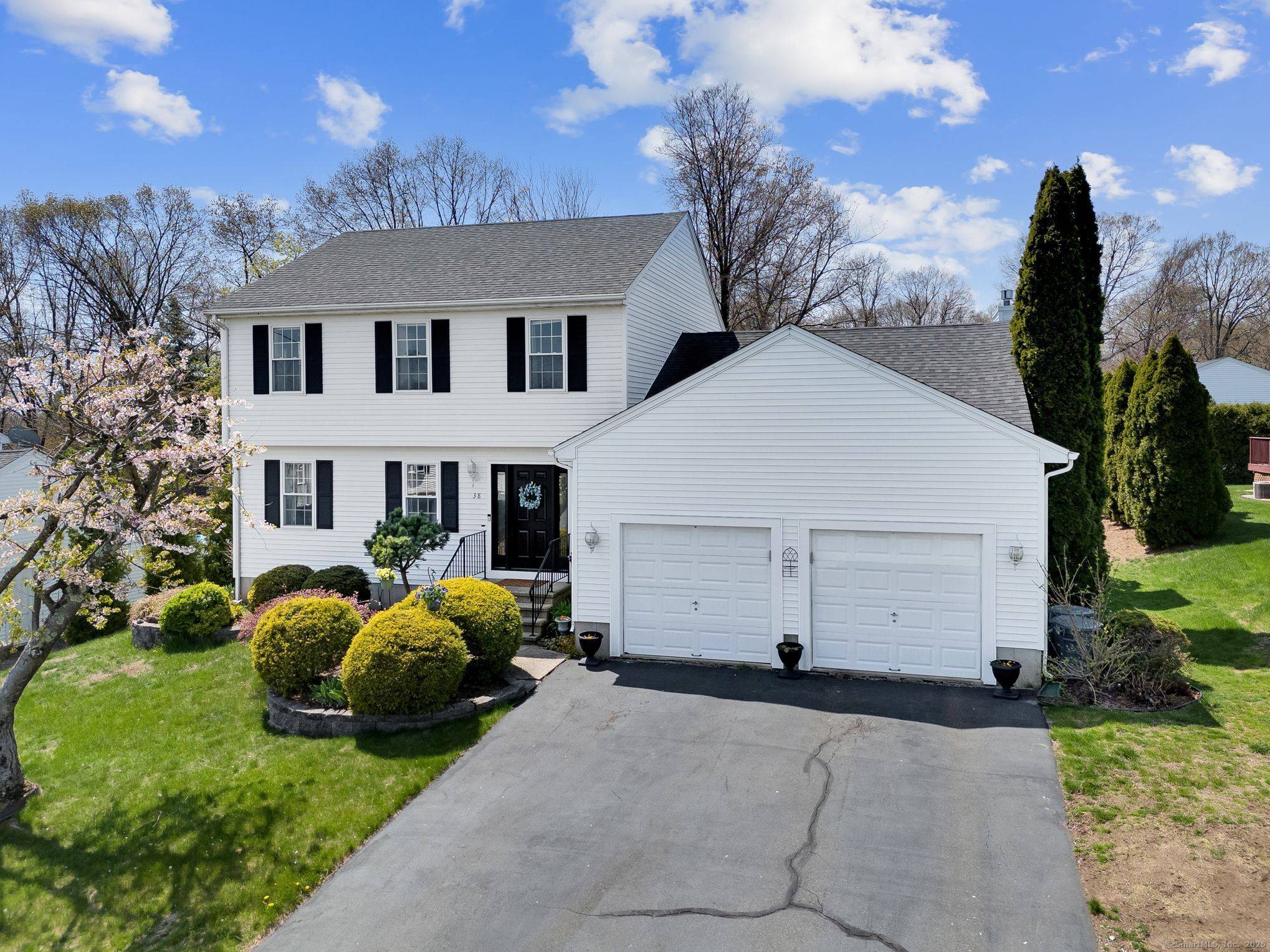 East Haven, CT 06513,38 Benjamin Road