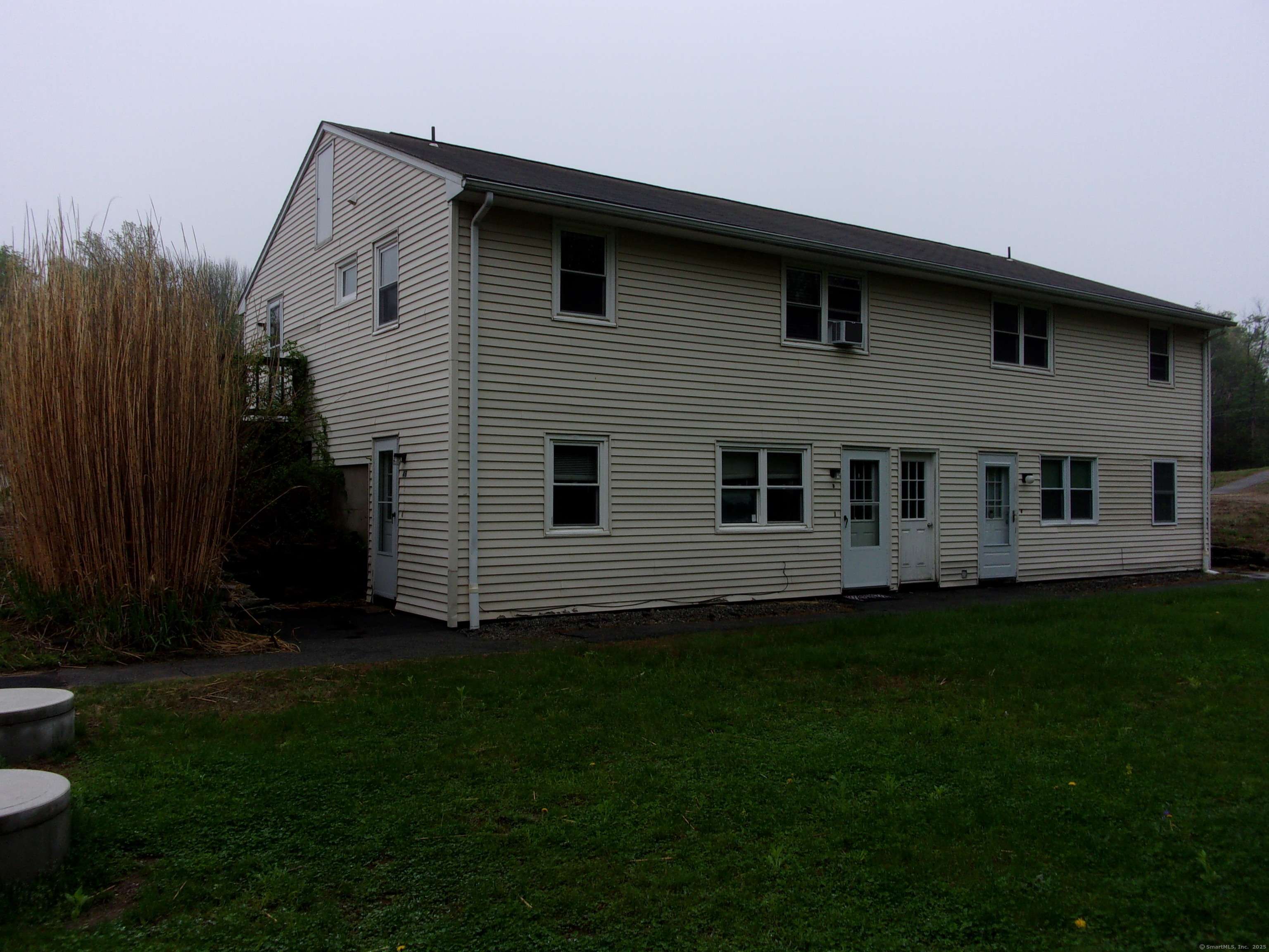 Mansfield, CT 06268,4 White Oak Road #B