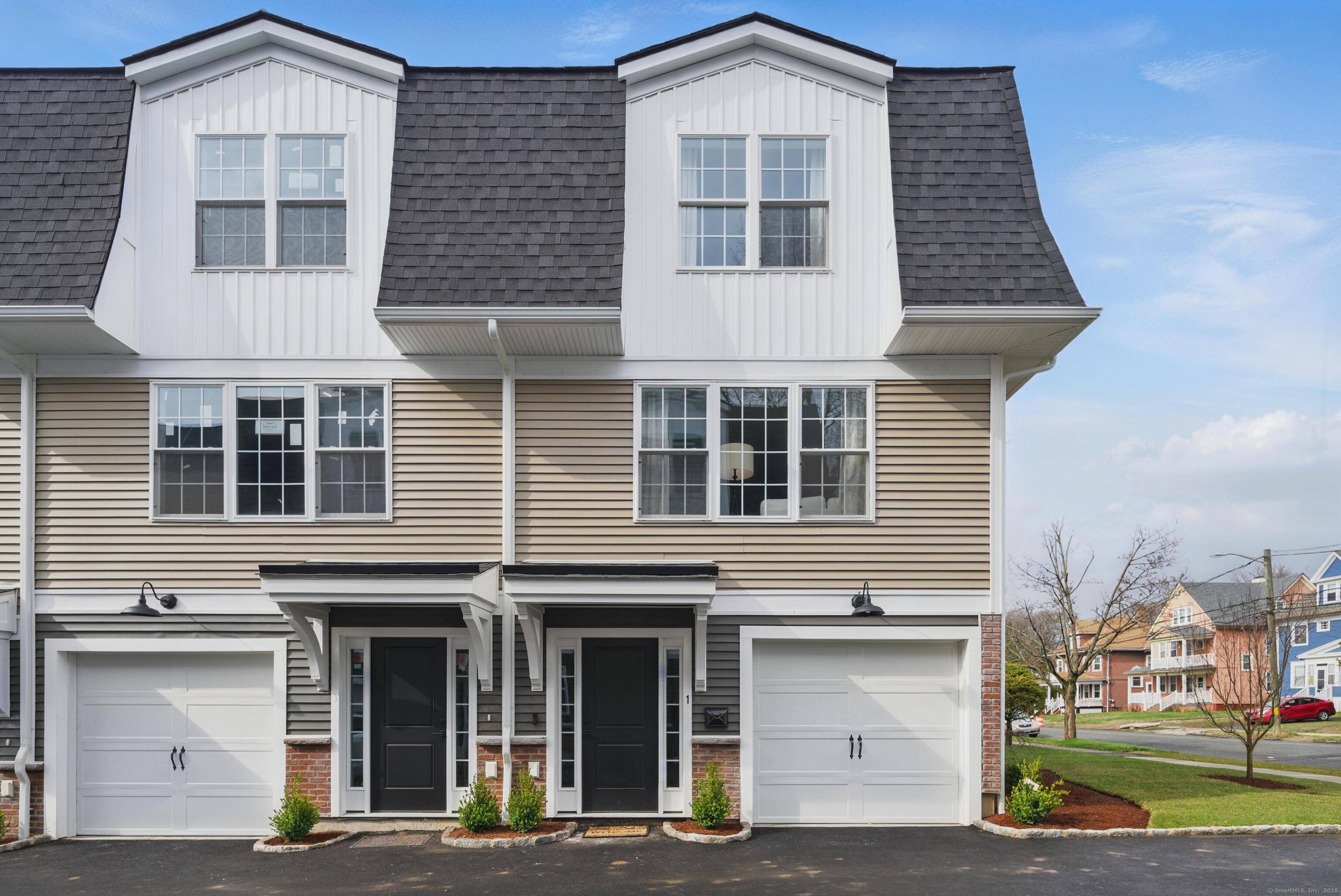 West Hartford, CT 06105,409 Prospect Avenue #9