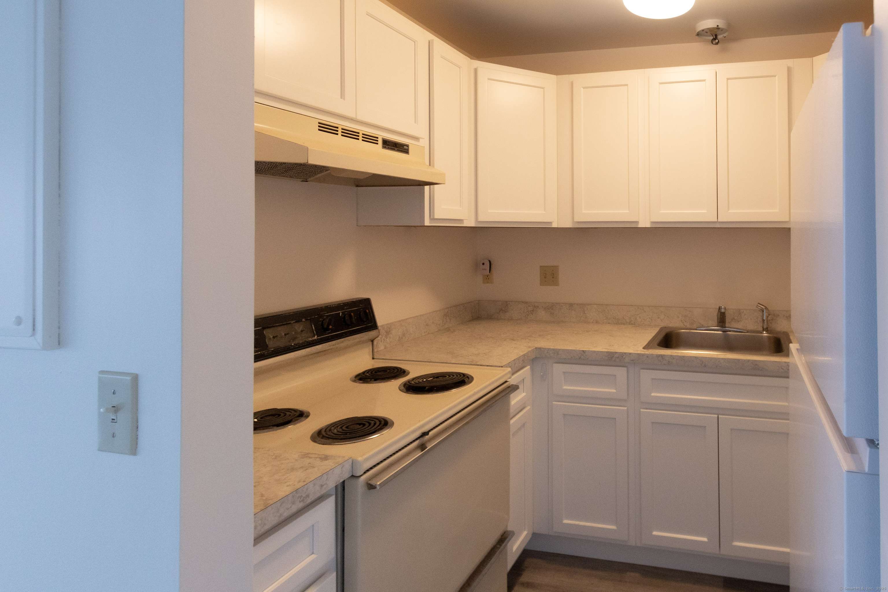 Fairfield, CT 06825,1838 Black Rock Turnpike #305