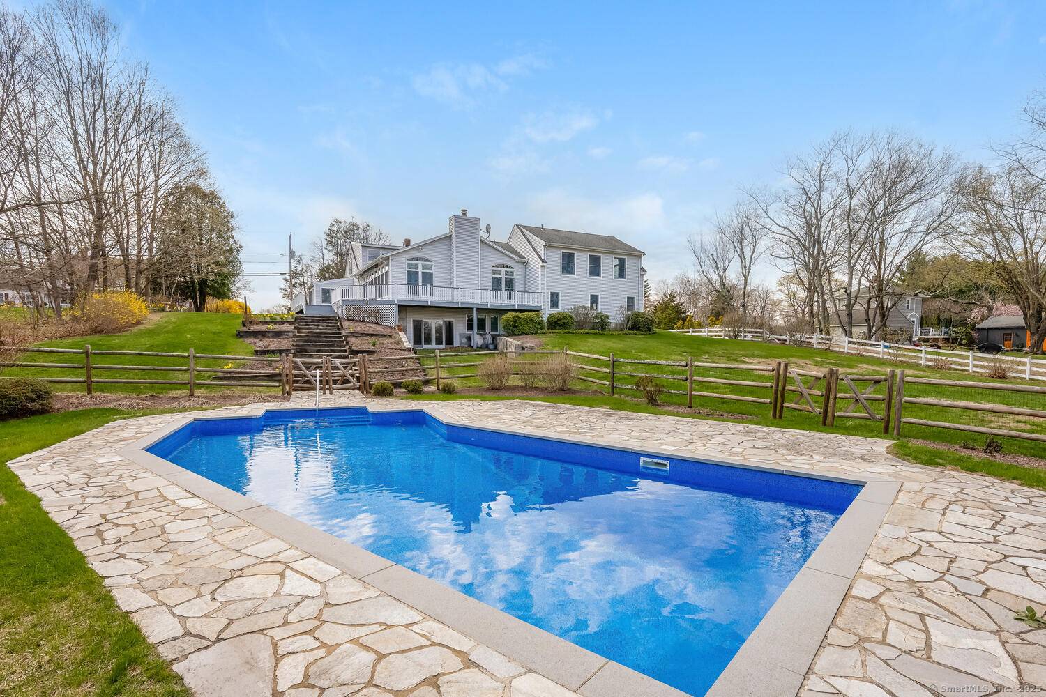 Shelton, CT 06484,186 Isinglass Road