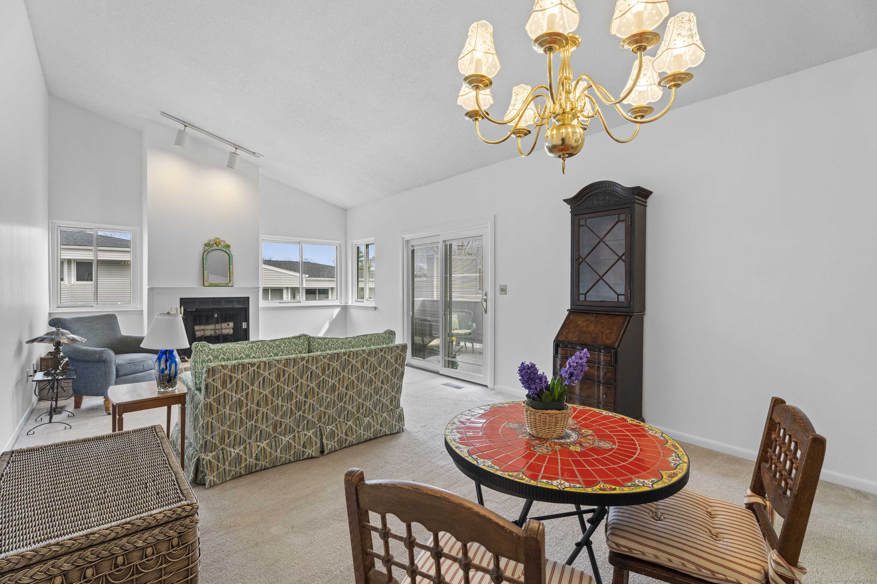 Branford, CT 06405,45 Stratton Way #45