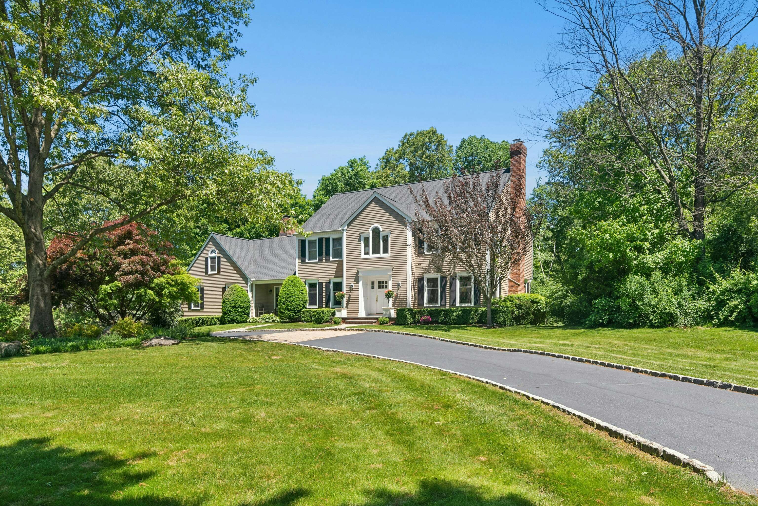 New Canaan, CT 06840,33 Fitch Lane
