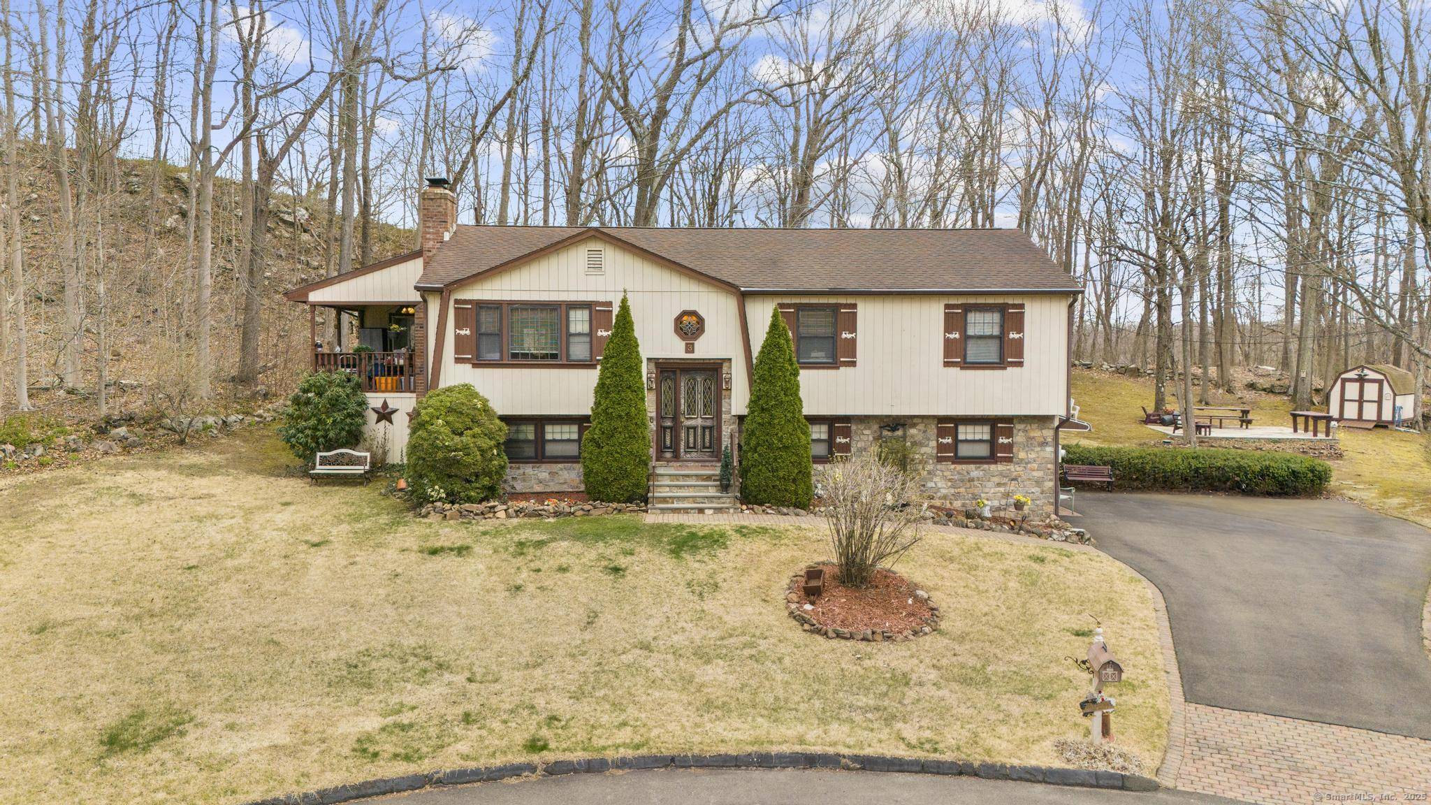 East Haven, CT 06513,3 Timberland Drive