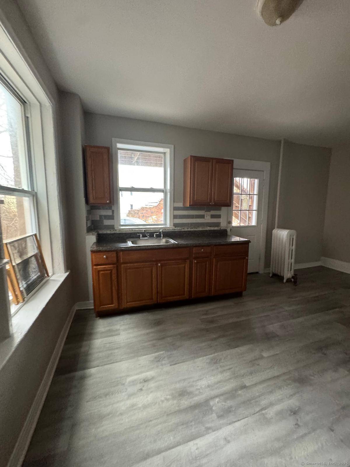 Bridgeport, CT 06604,146 George Street #1A
