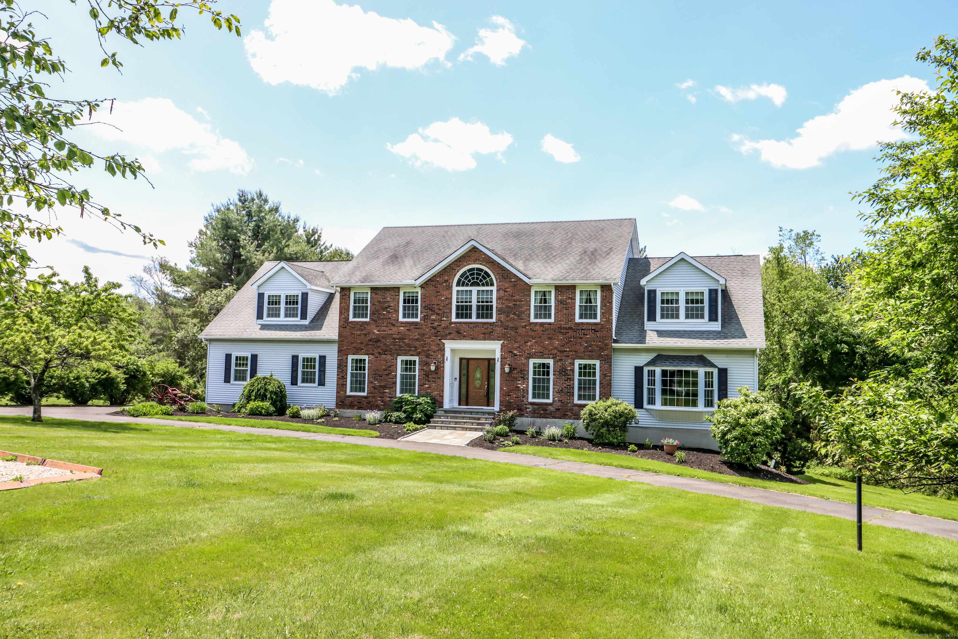 New Fairfield, CT 06812,3 Huntington Lane