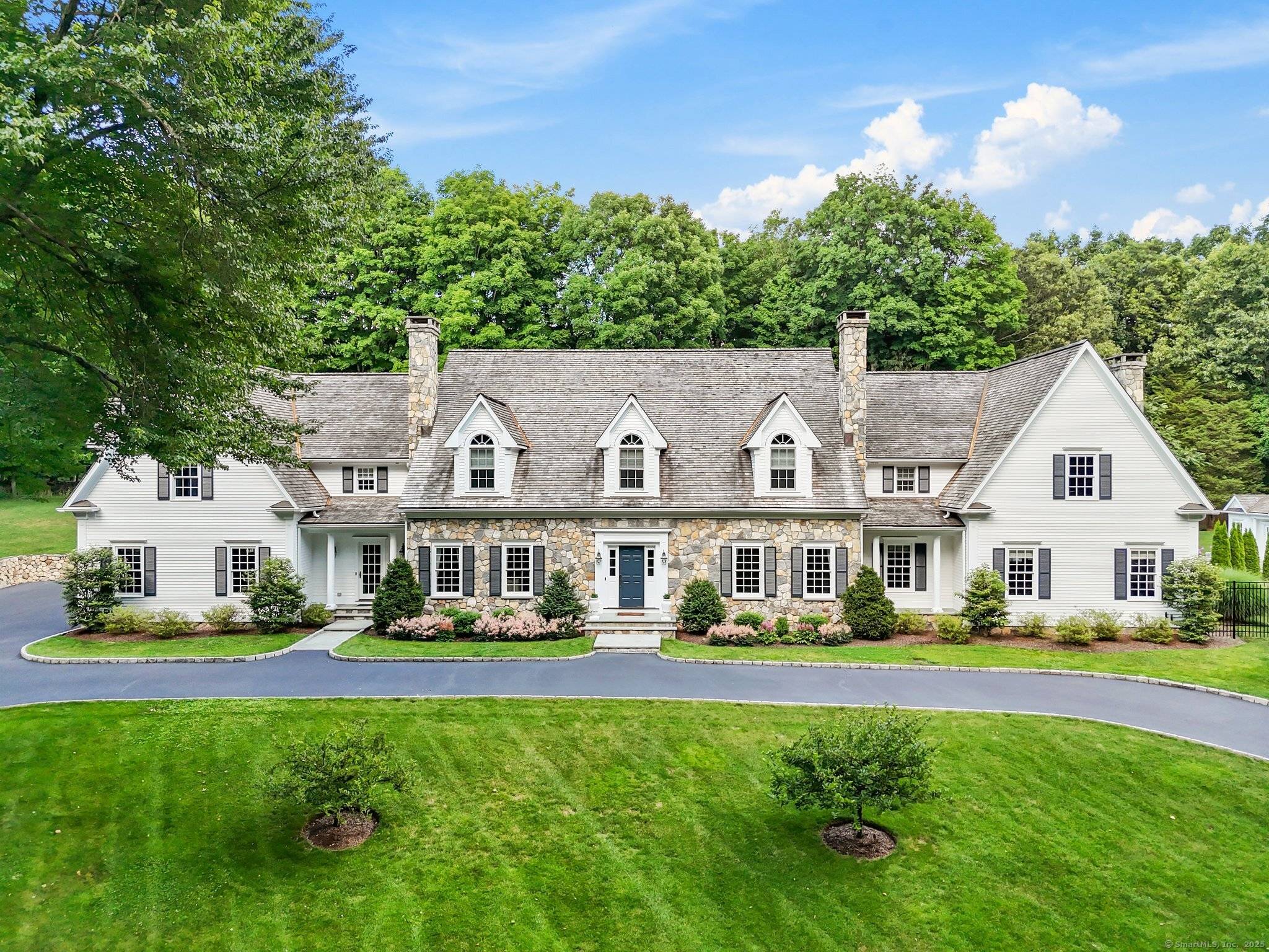 Weston, CT 06883,4 Farrell Road