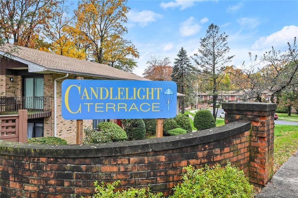 Bridgeport, CT 06606,177 Kennedy Drive #177