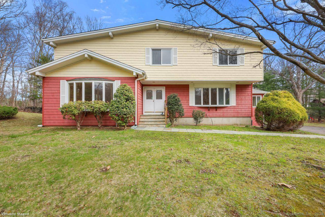 Fairfield, CT 06824,4680 Black Rock Turnpike