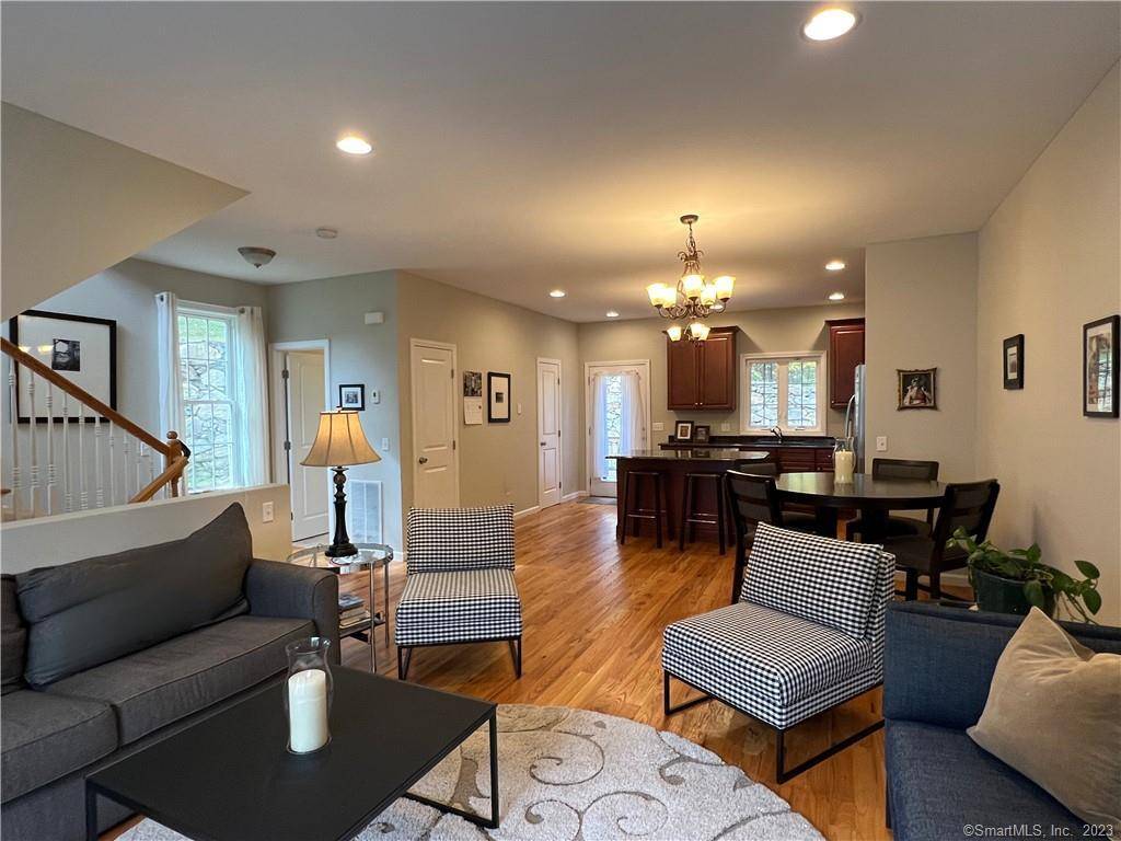 Brookfield, CT 06804,21 Old Oak Drive #21
