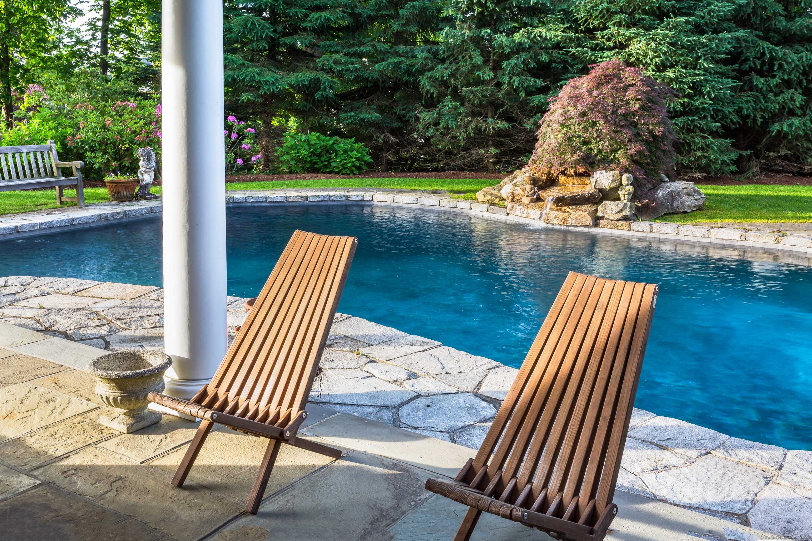 Norwalk, CT 06854,15 Shagbark Road