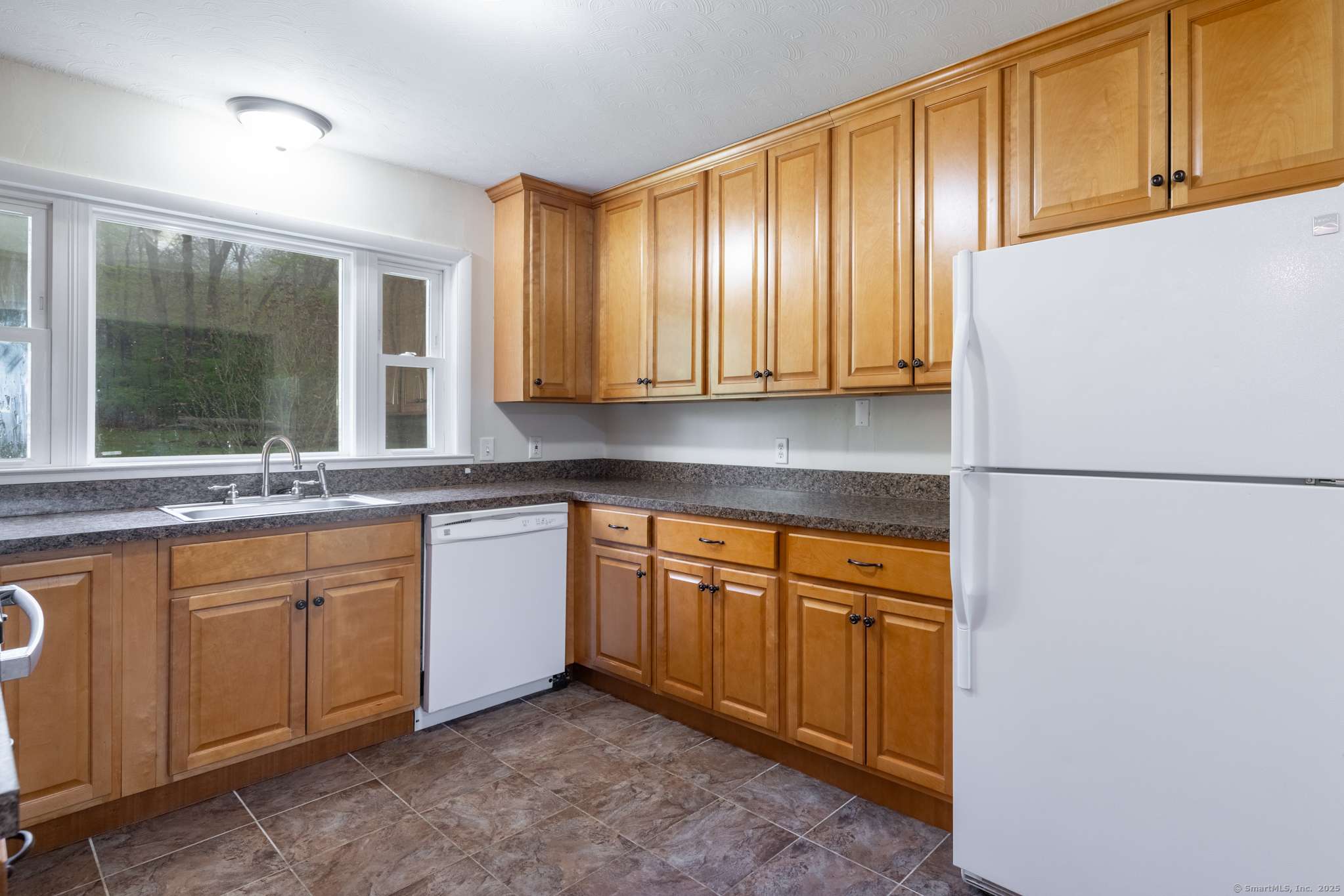 Hebron, CT 06231,126 Hillcrest Drive