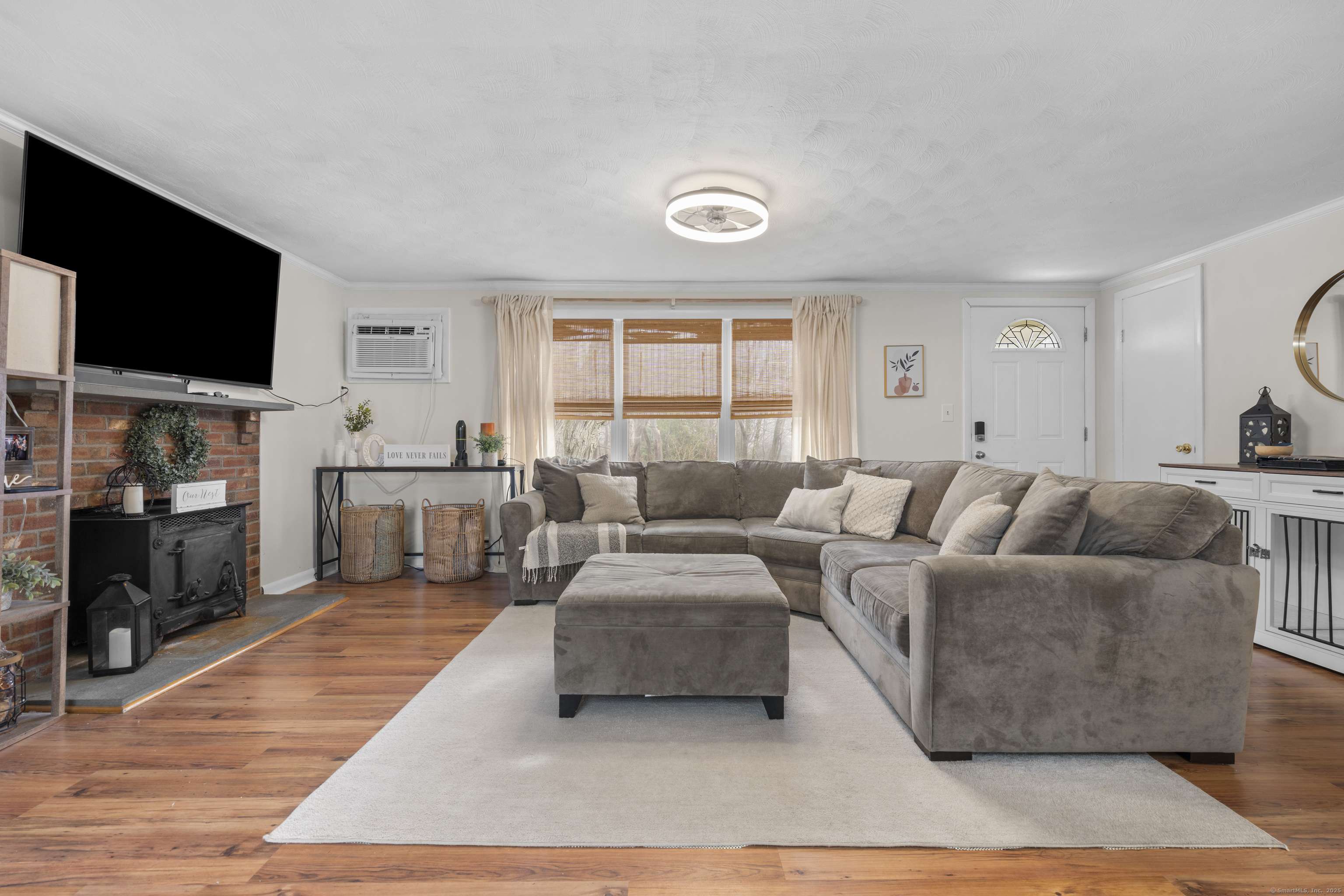 Prospect, CT 06712,13 Morris Road