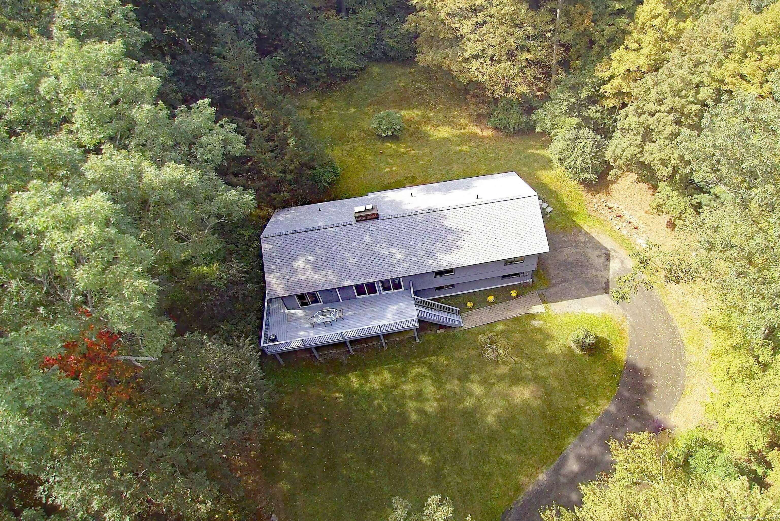 Redding, CT 06896,45 Wayside Lane