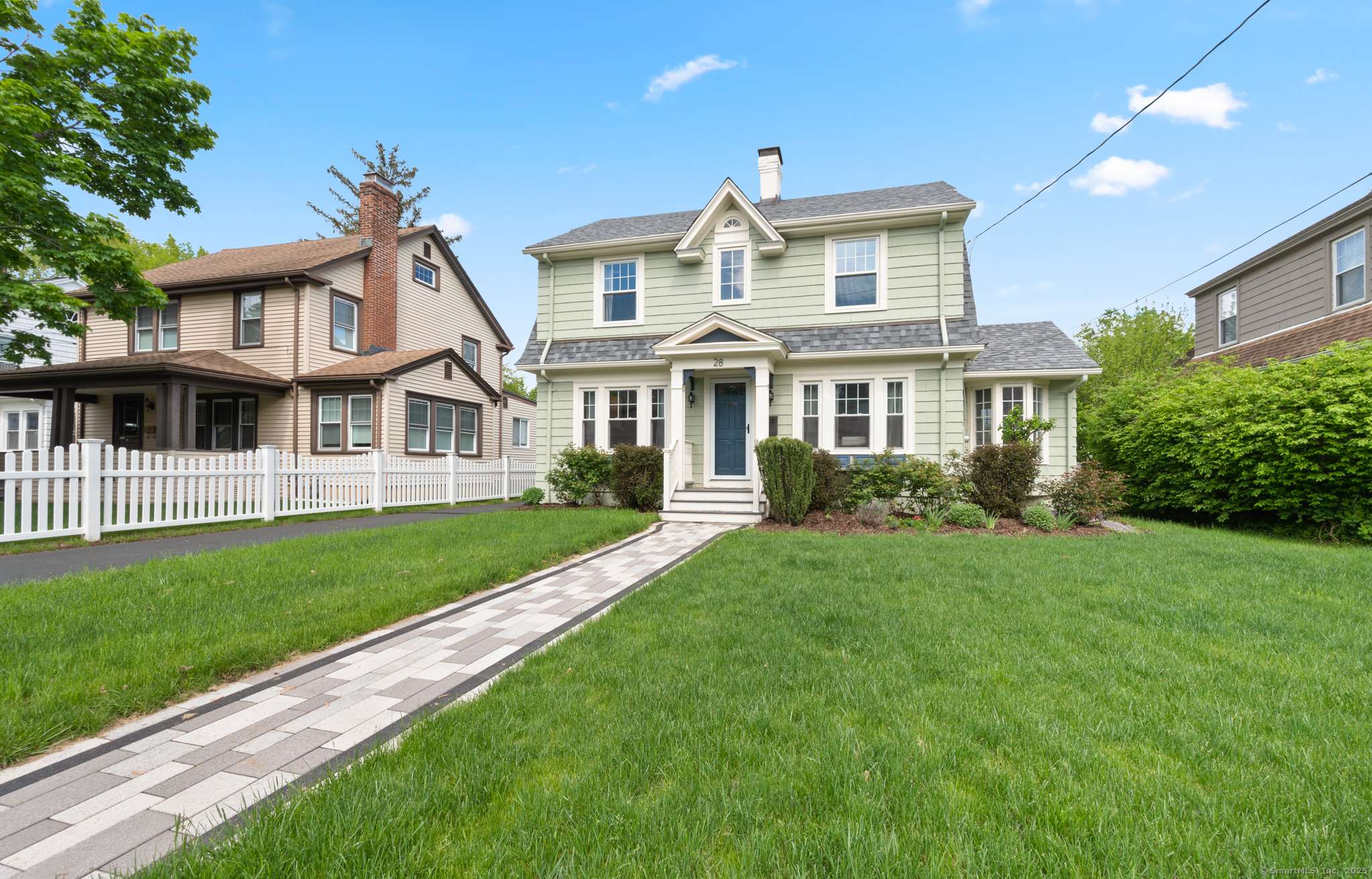 West Hartford, CT 06107,28 Argyle Avenue