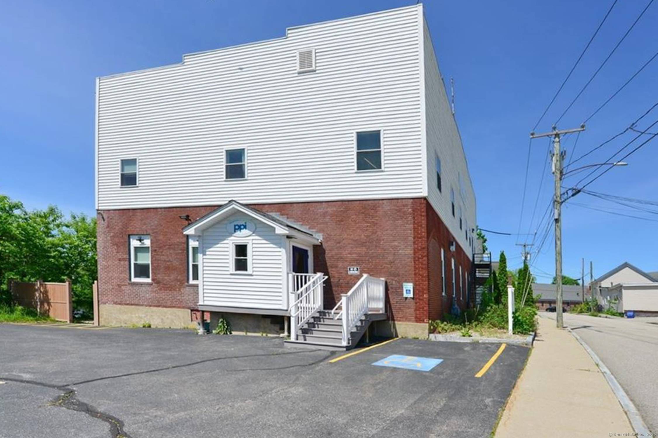 Killingly, CT 06239,13 Water Street