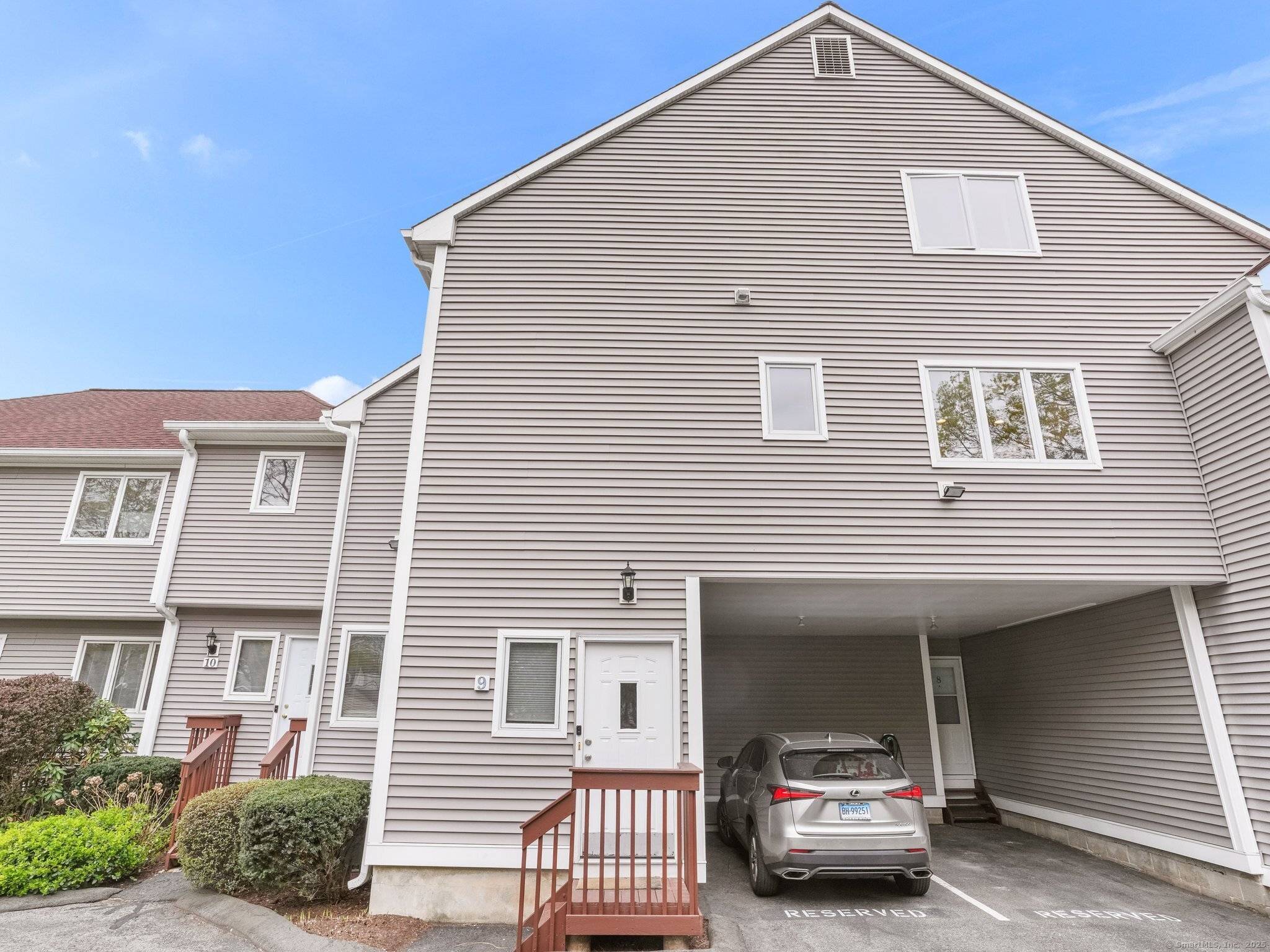 Stamford, CT 06907,1204 Hope Street #APT 9
