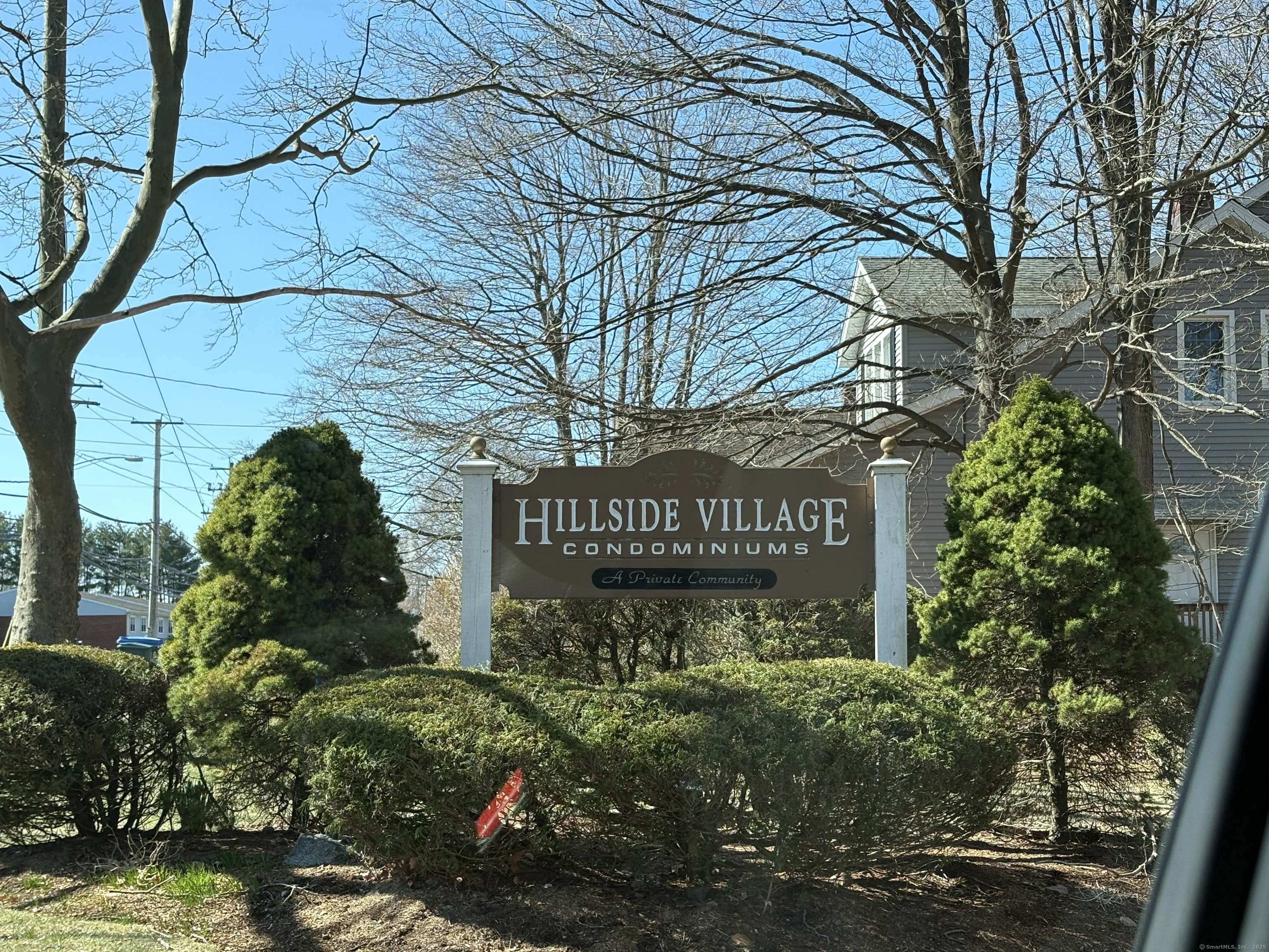 Hamden, CT 06514,140 Towne House Road #140