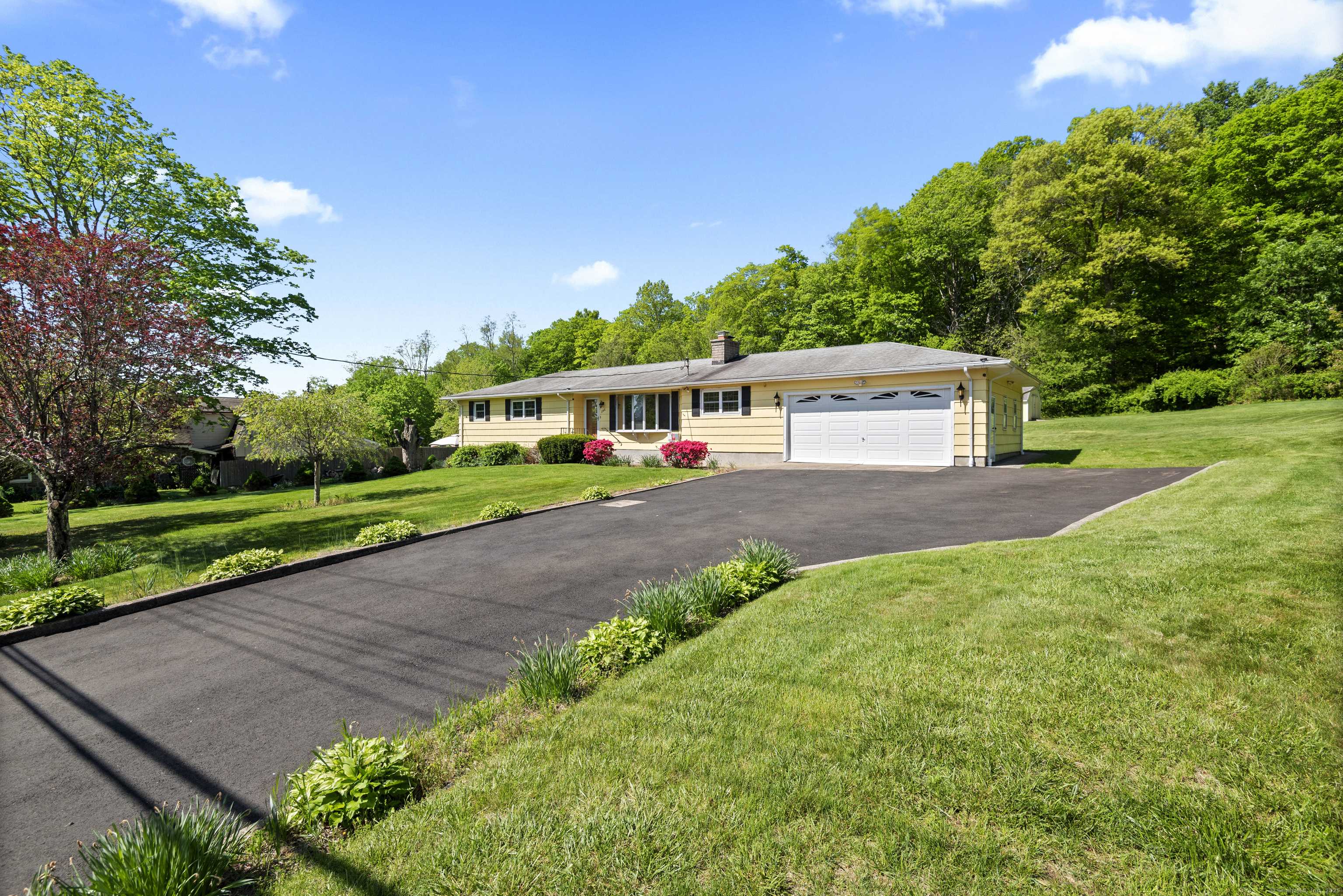 North Branford, CT 06471,246 Sea Hill Road