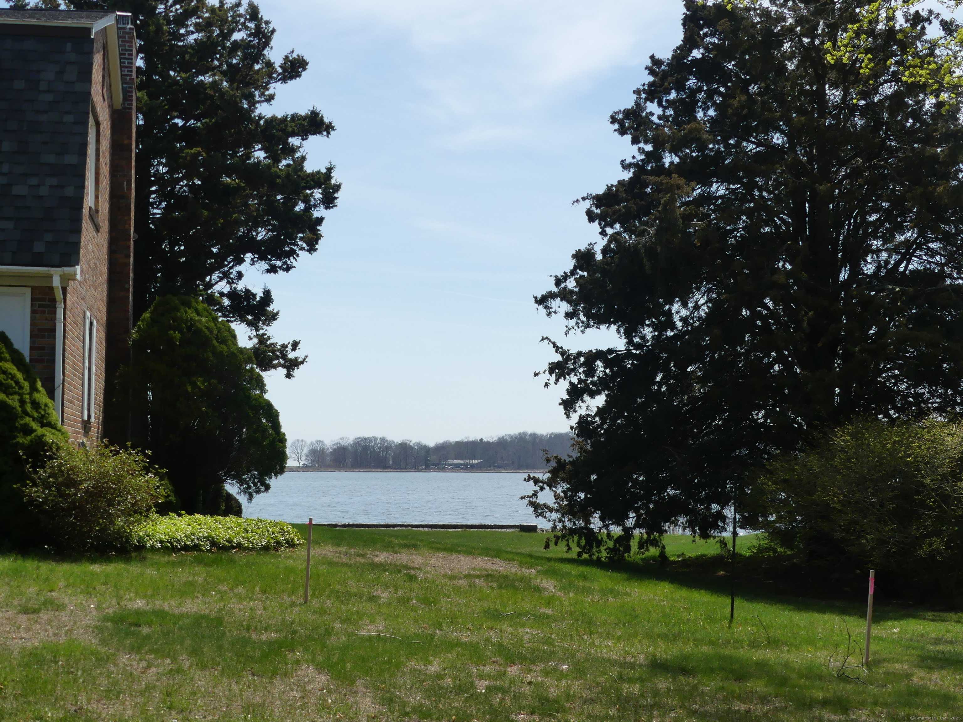 Old Saybrook, CT 06475,10 Mulberry Street