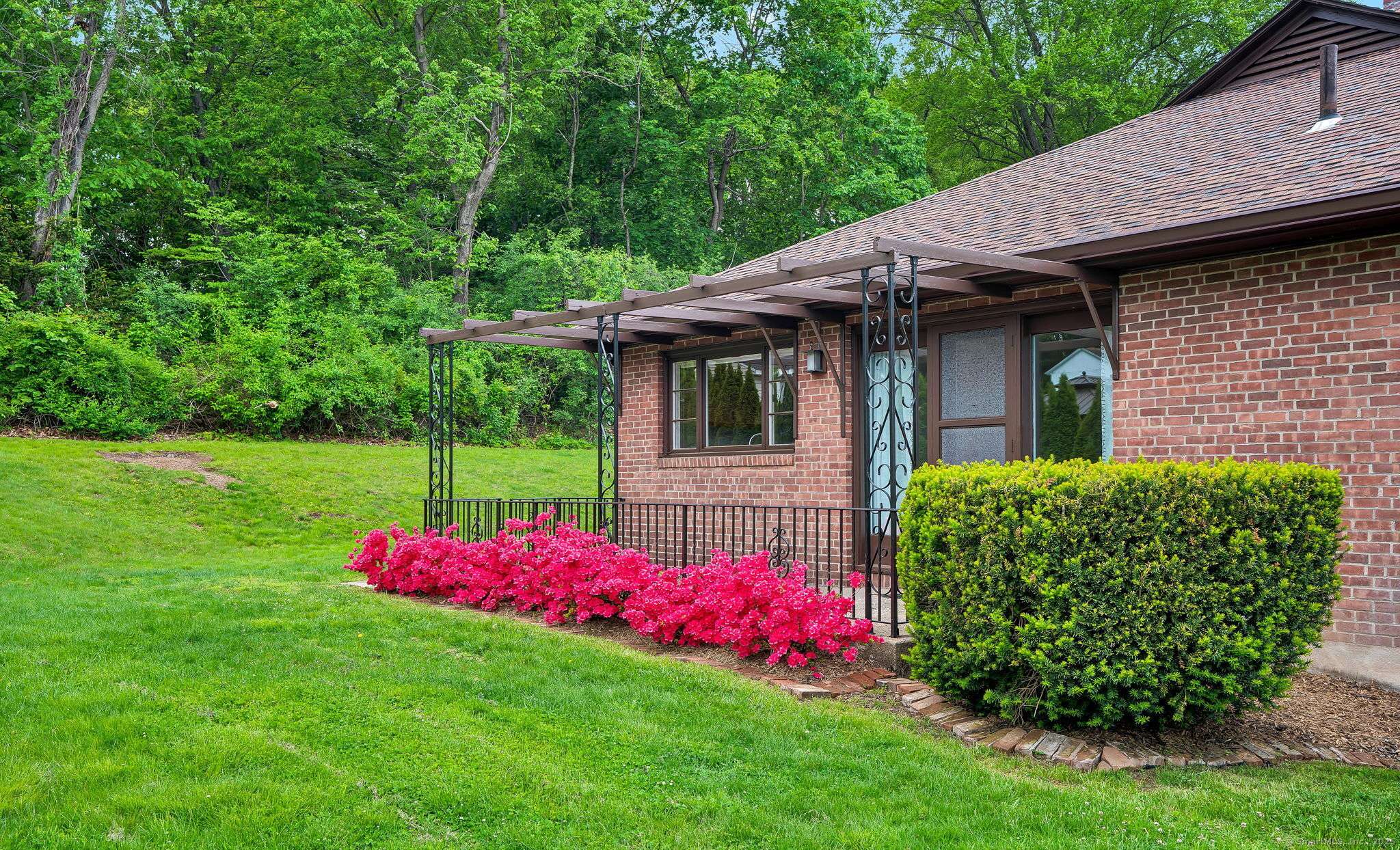 Wethersfield, CT 06109,351 Ridge Road