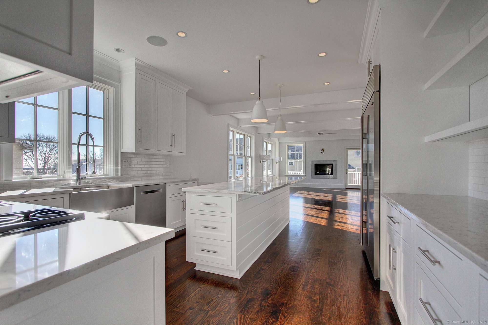 Darien, CT 06820,20 Locust Hill Road