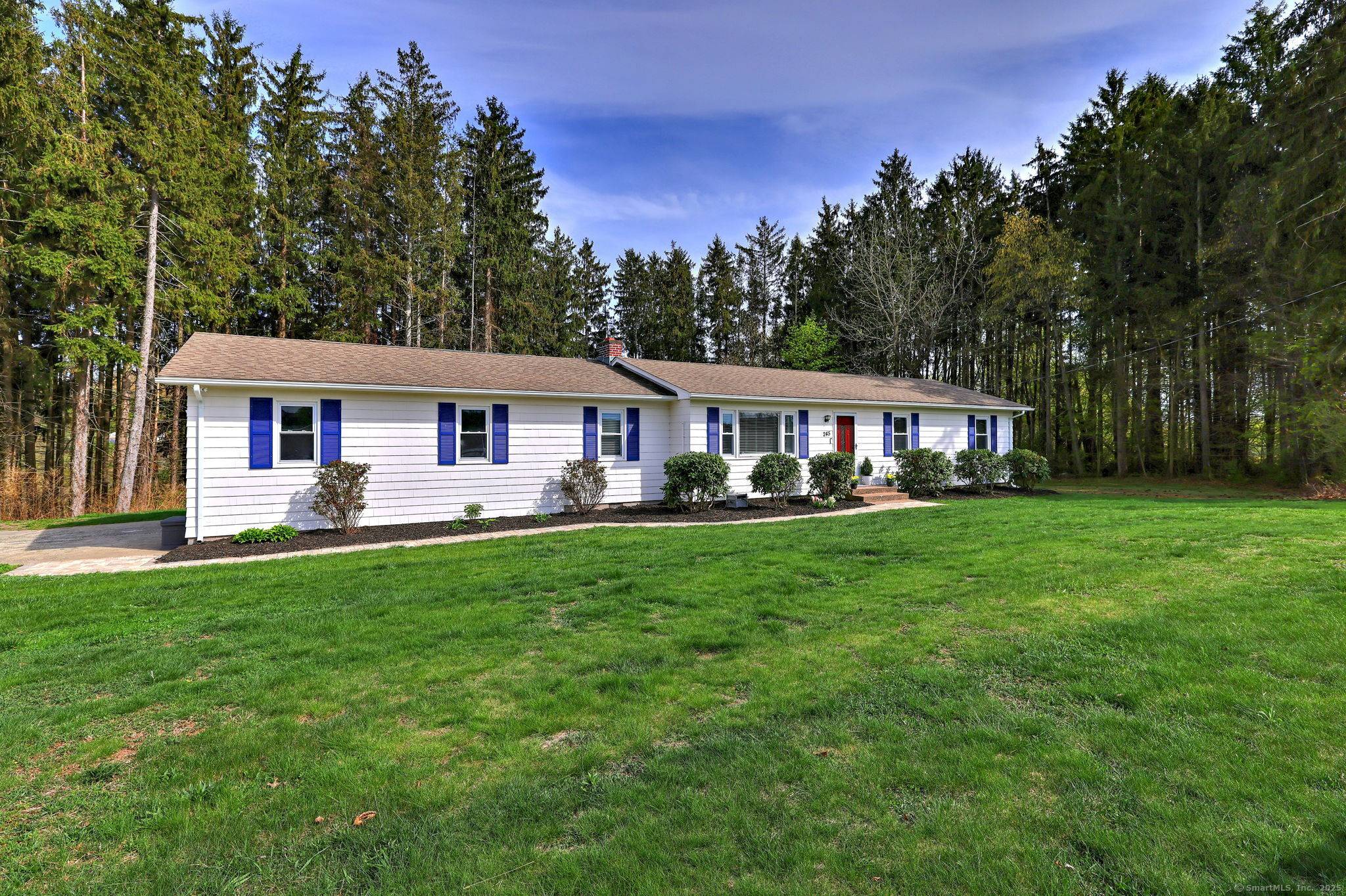 Hamden, CT 06514,245 Paradise Avenue
