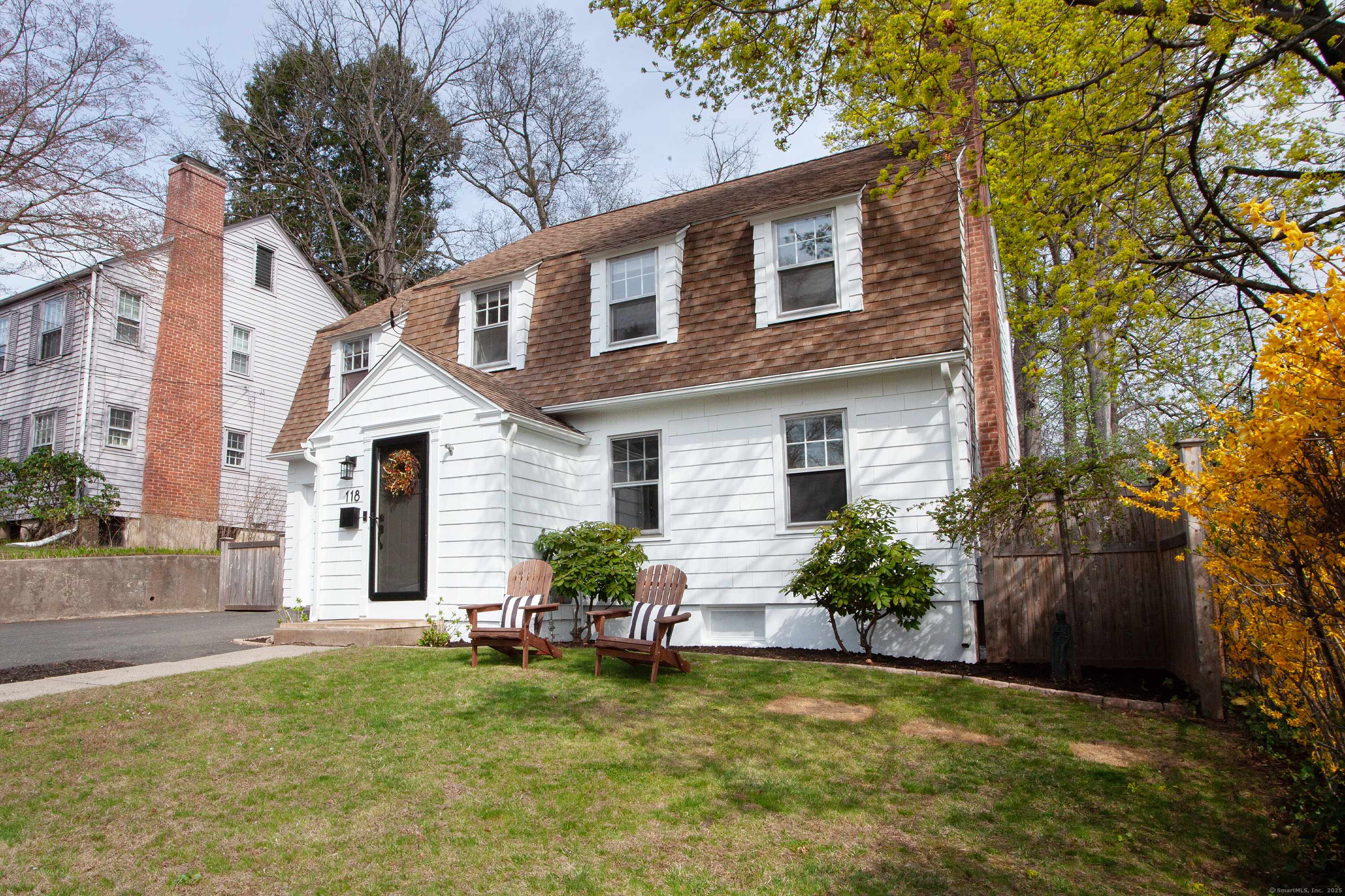West Hartford, CT 06107,118 Keeney Avenue