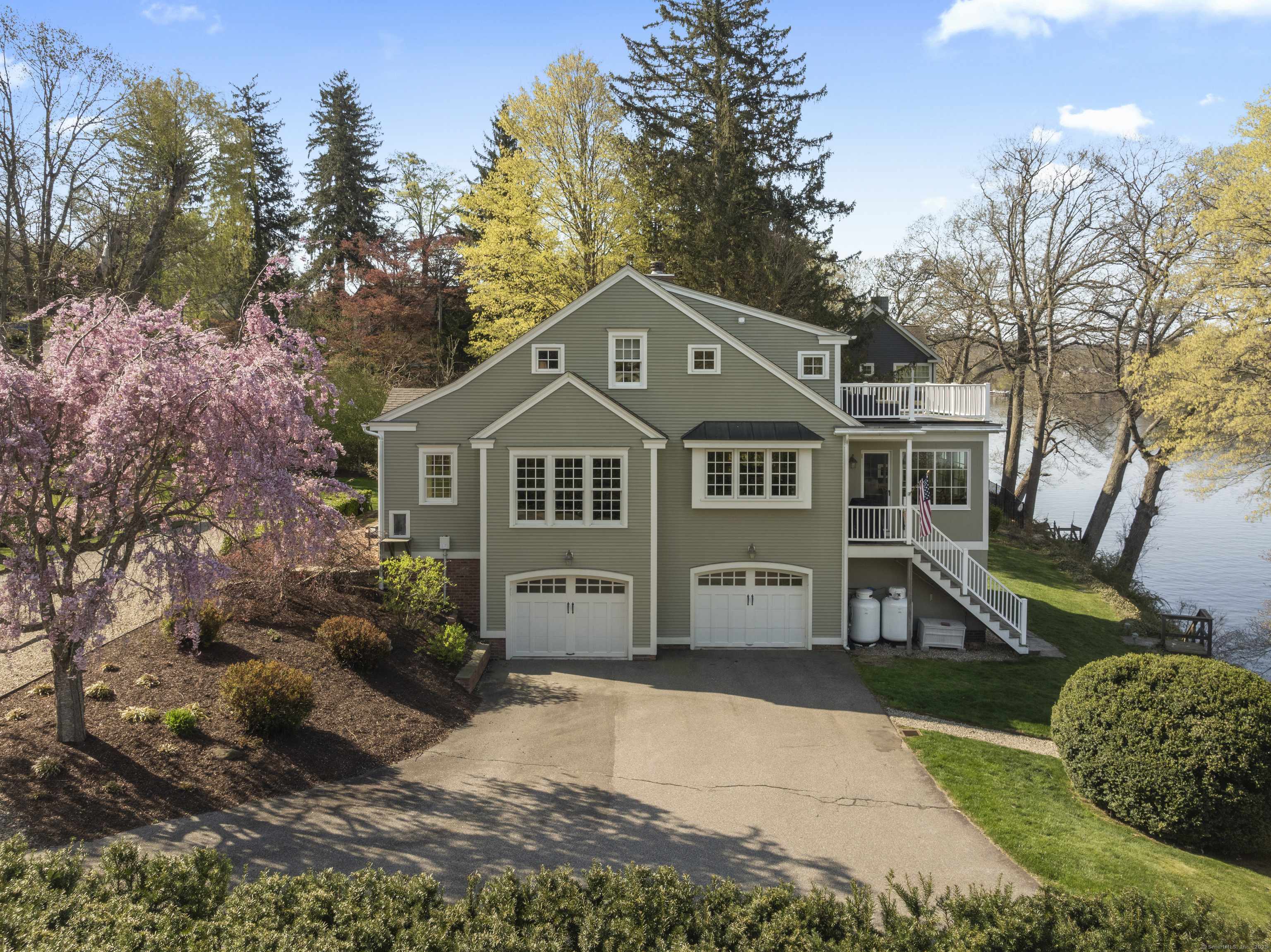 East Haddam, CT 06423,63 Main Street