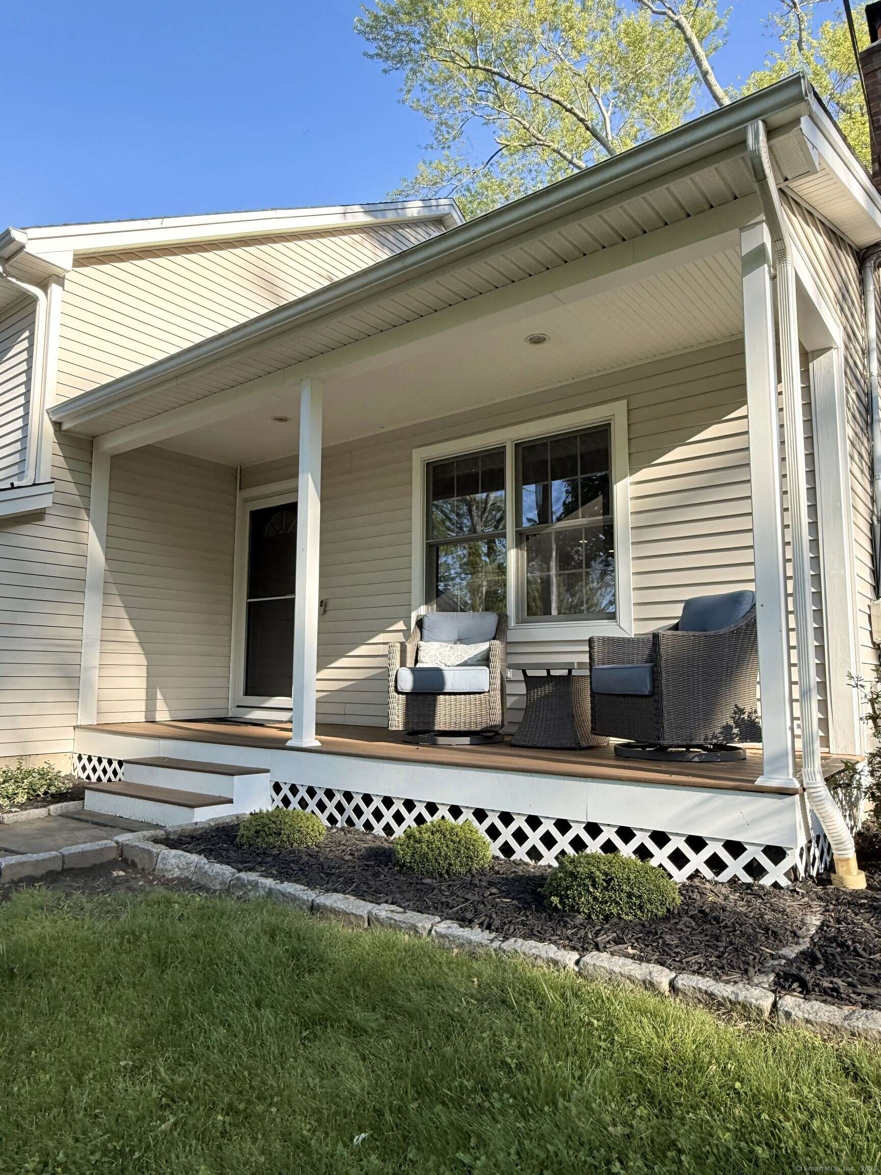 New Milford, CT 06776,7 Summit Street