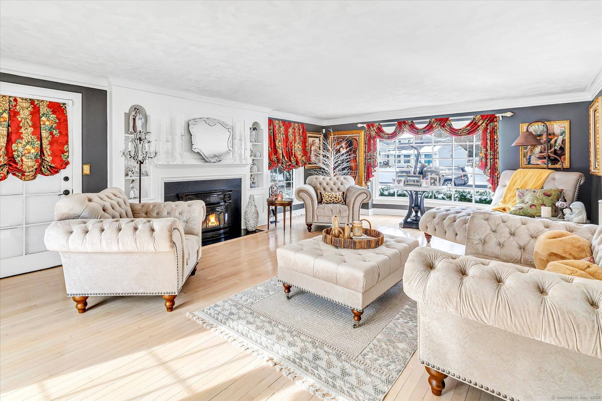 Orange, CT 06477,830 Bayberry Lane