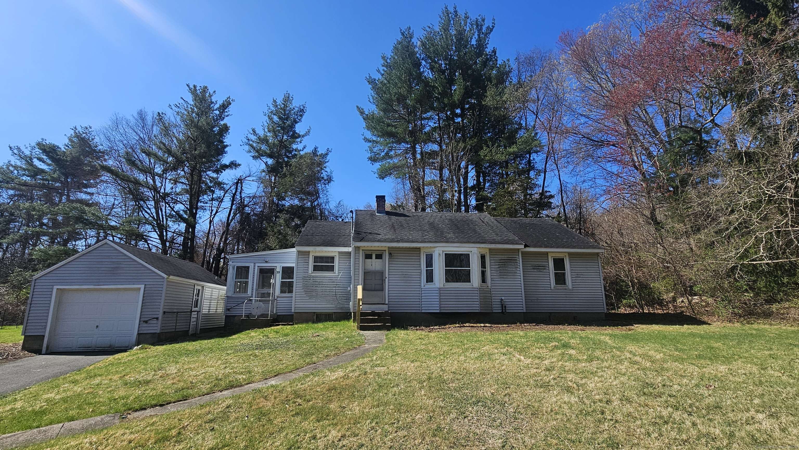 Haddam, CT 06441,35 Thayer Road