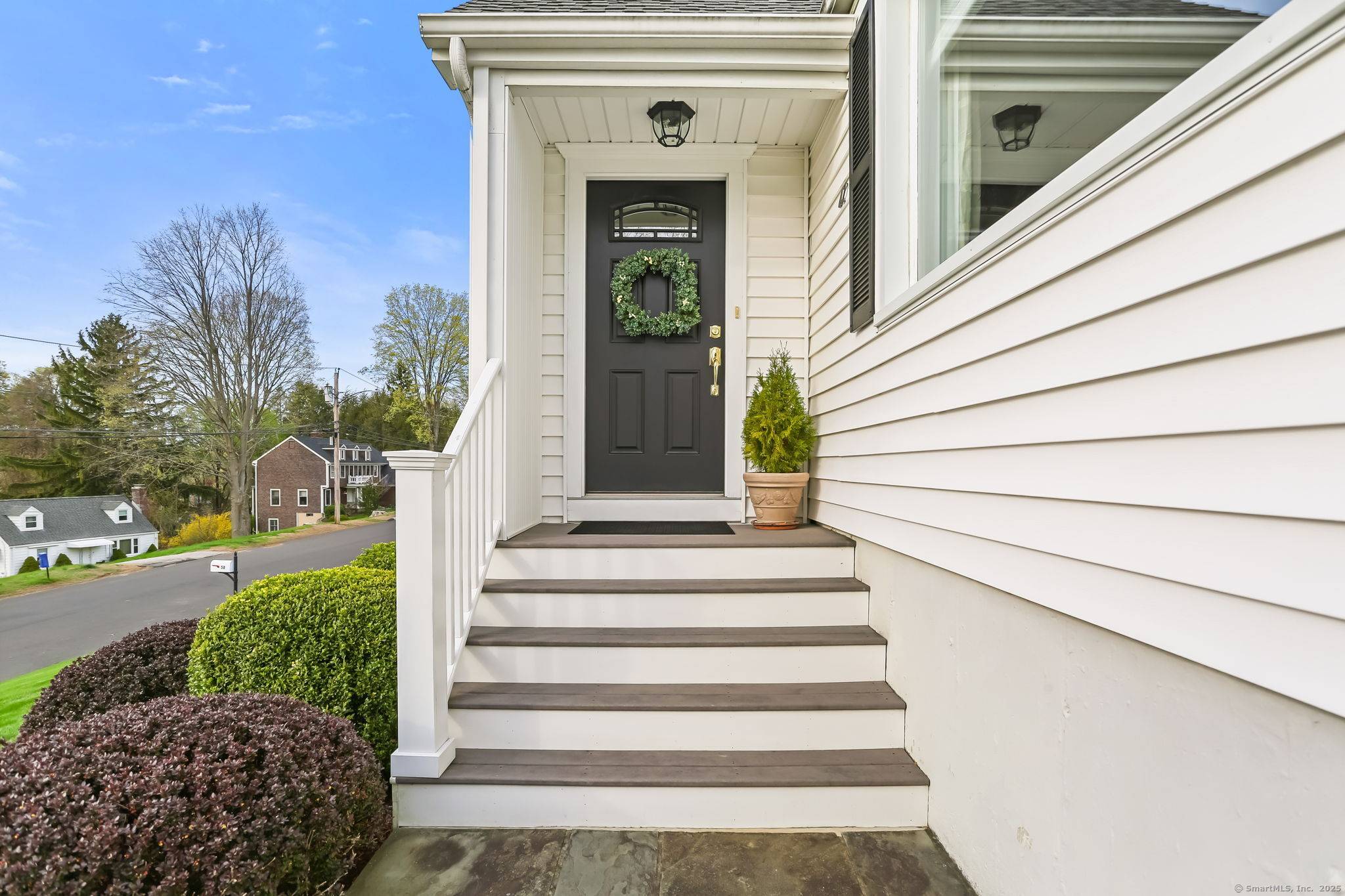 Fairfield, CT 06824,42 Valley View Road