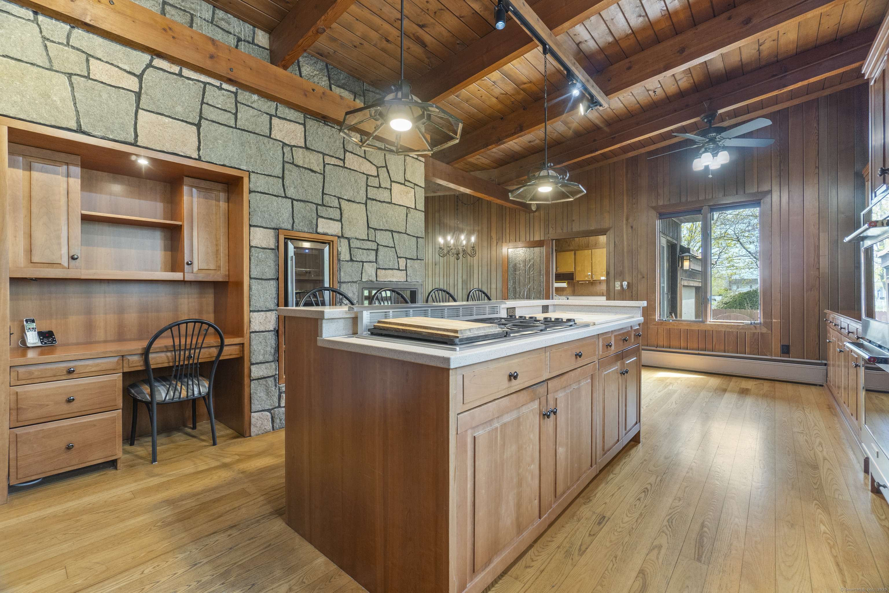Old Saybrook, CT 06475,8 Cromwell Place