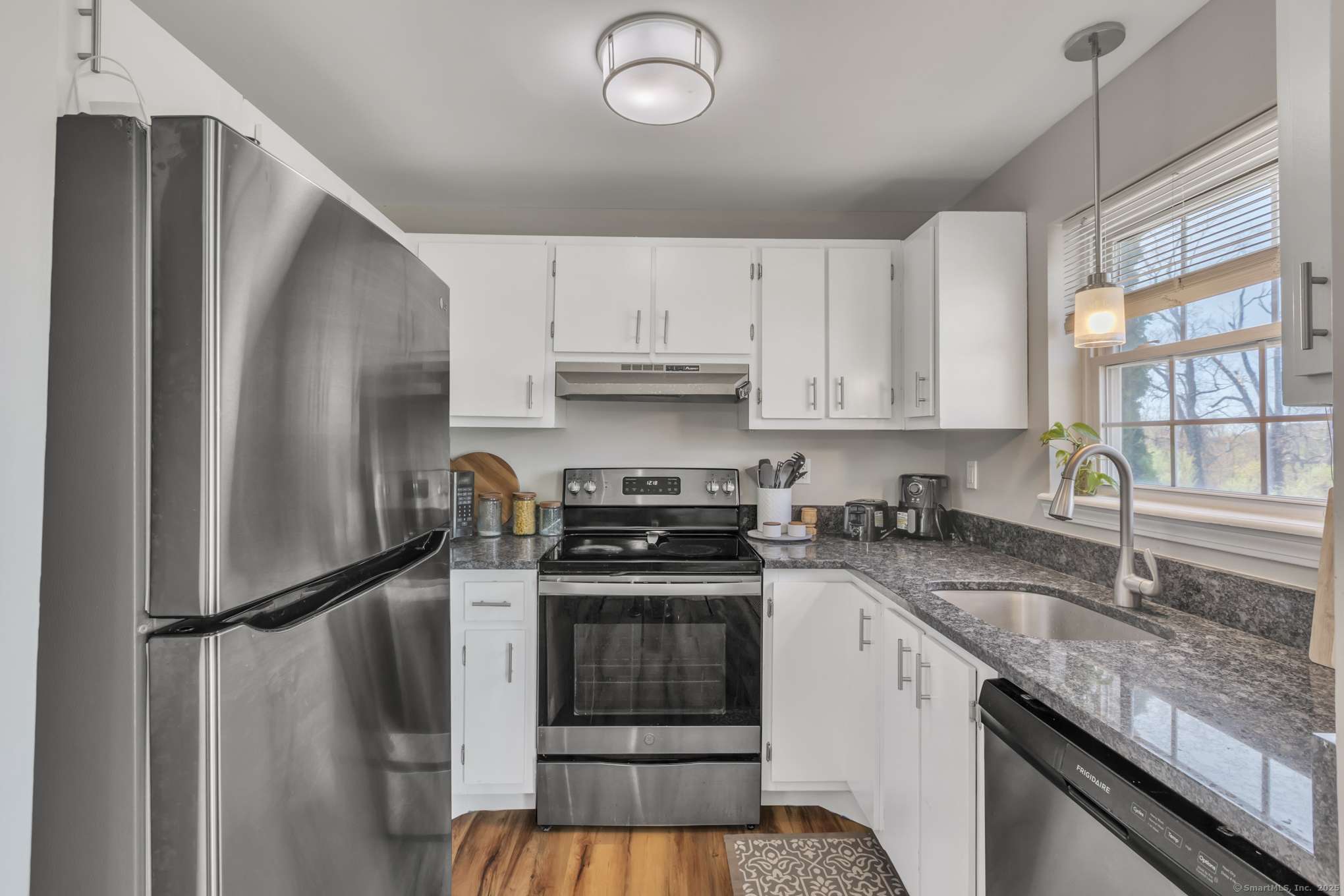 Mansfield, CT 06268,52 Crystal Lane #APT D