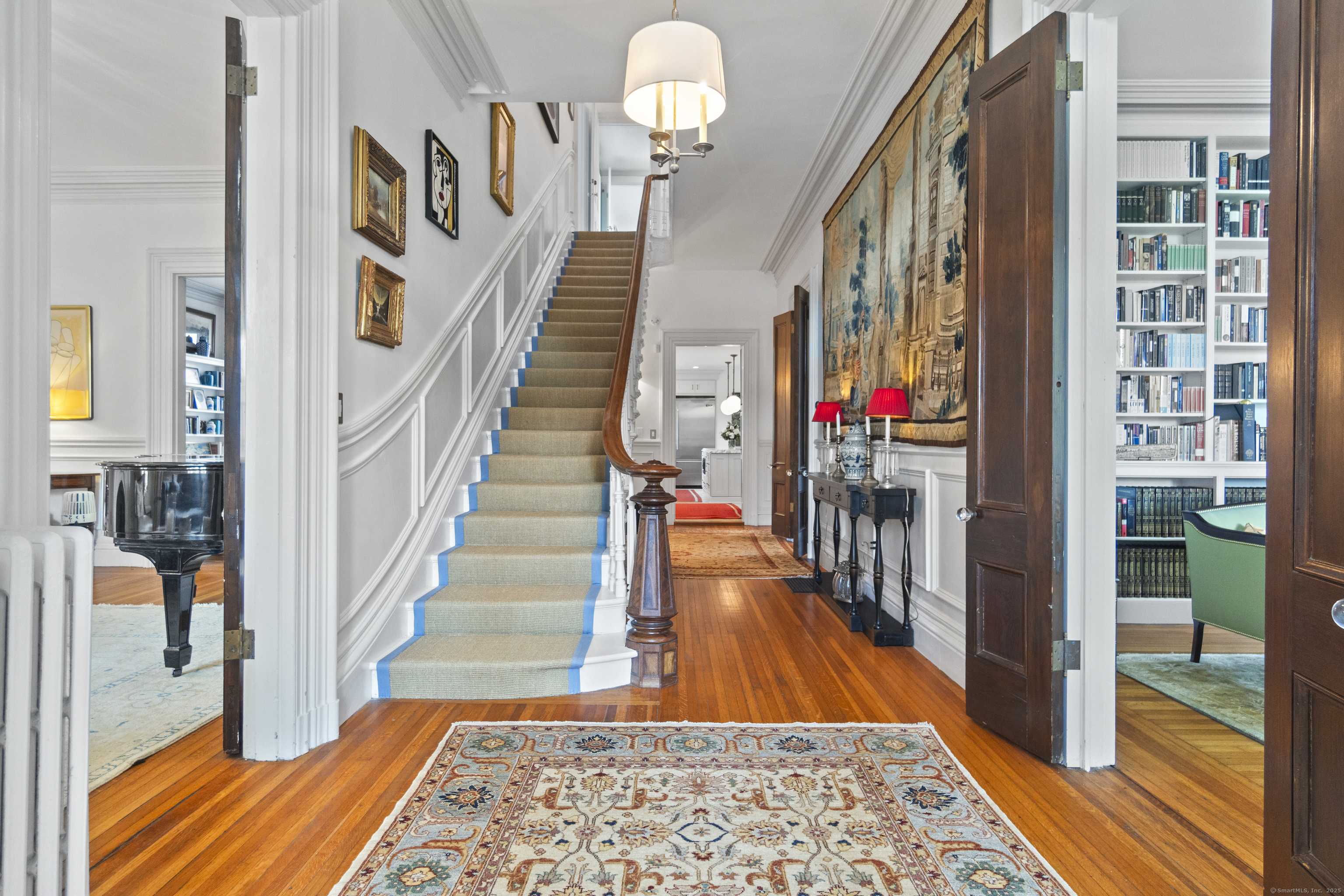 Stonington, CT 06378,259 North Main Street