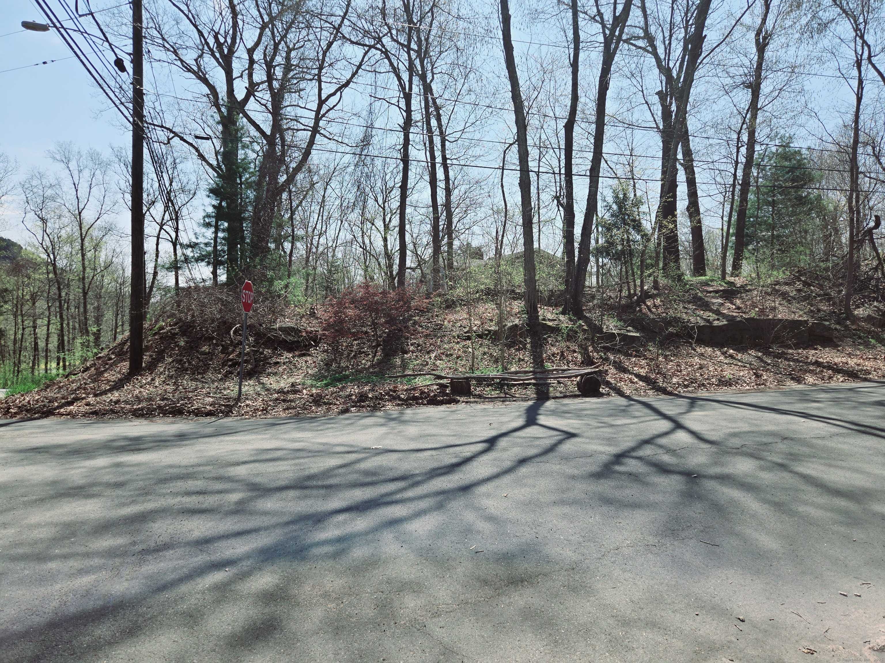 Hamden, CT 06518,266 Todd Street