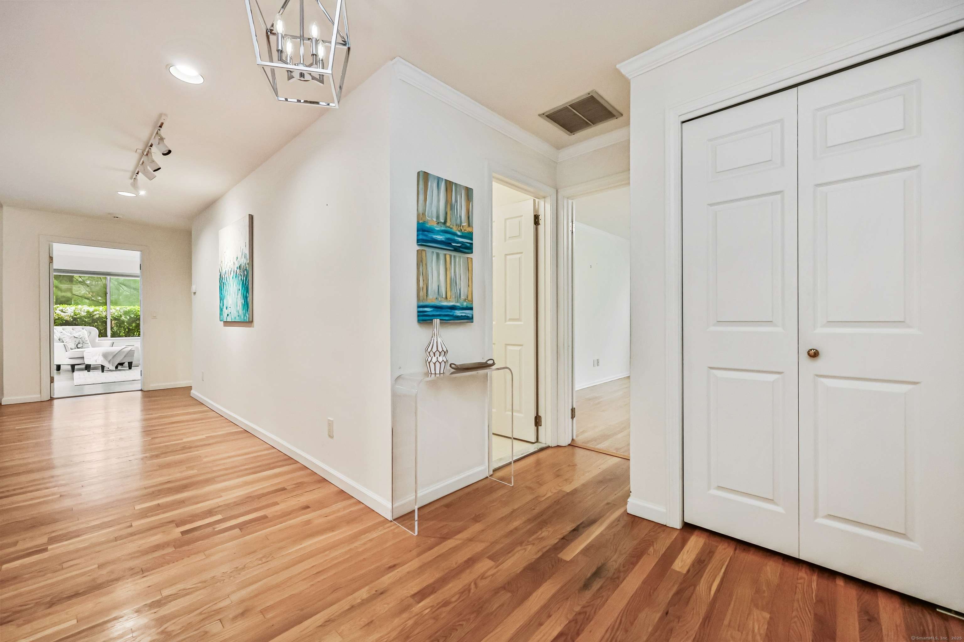Stamford, CT 06902,58 Doral Farm Road