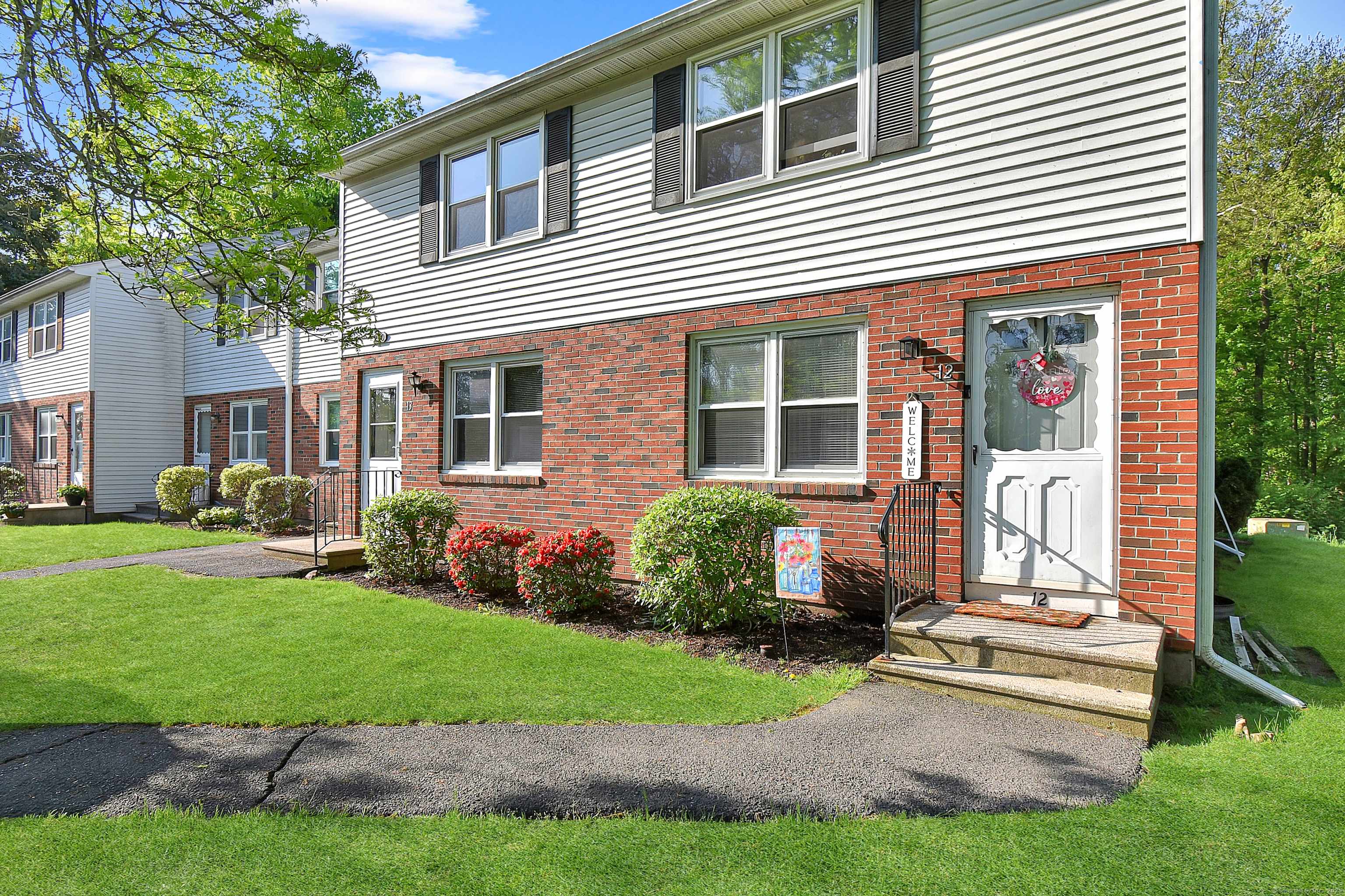 Plainville, CT 06062,250 Woodford Avenue #APT 13
