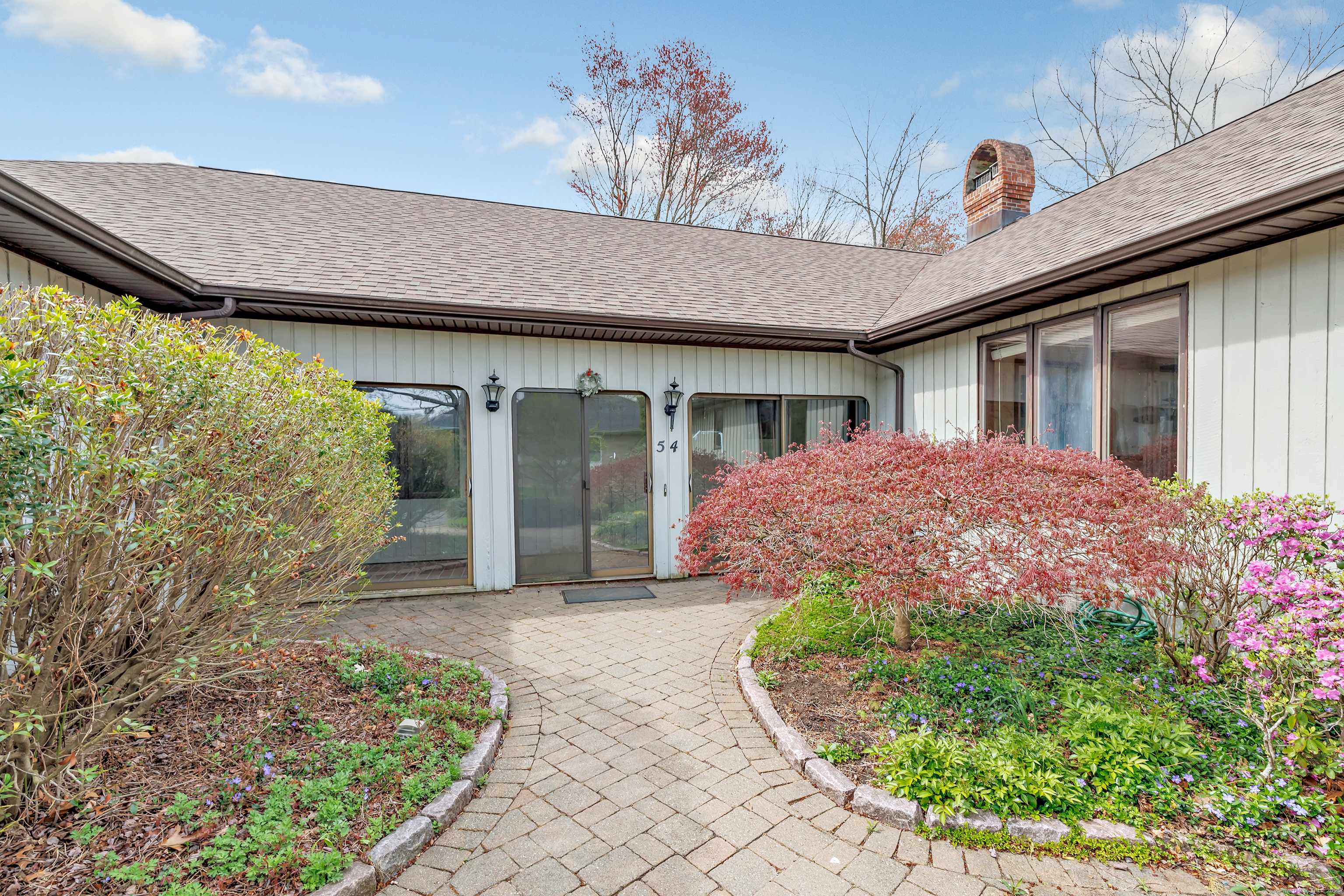 Monroe, CT 06468,54 Flint Ridge Road