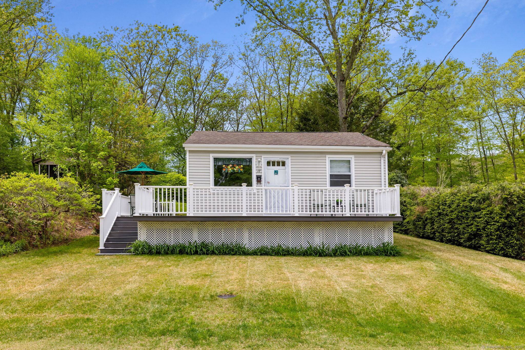 East Haddam, CT 06415,17 Glimmer Glen