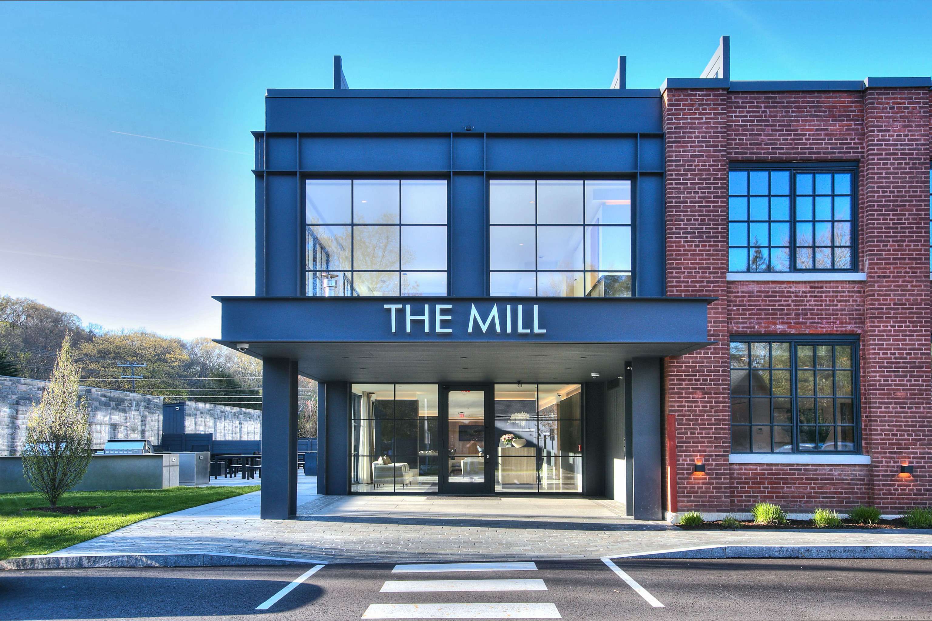 Westport, CT 06880,41 Richmondville Avenue #206