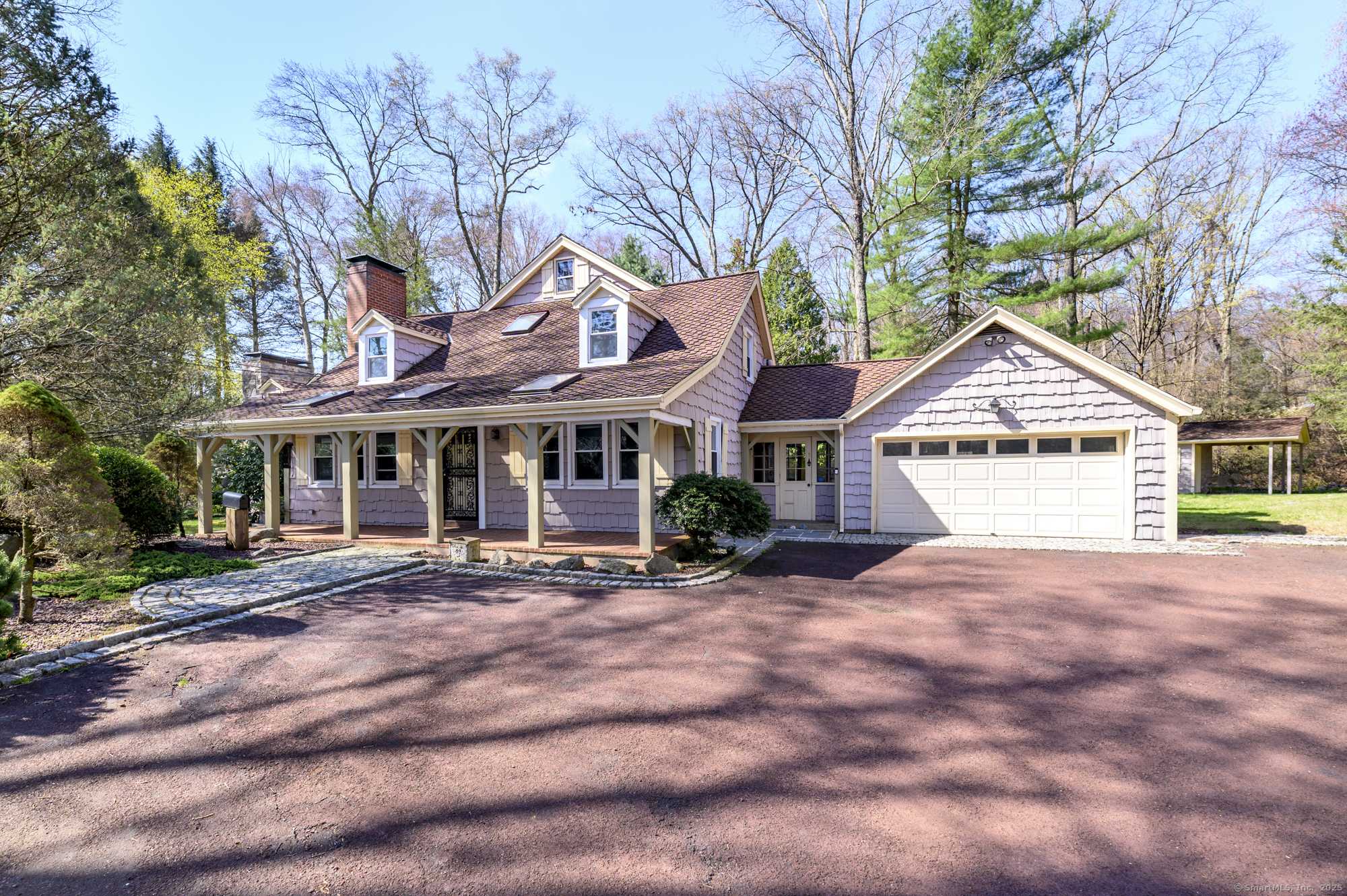 Greenwich, CT 06831,414 Riversville Road