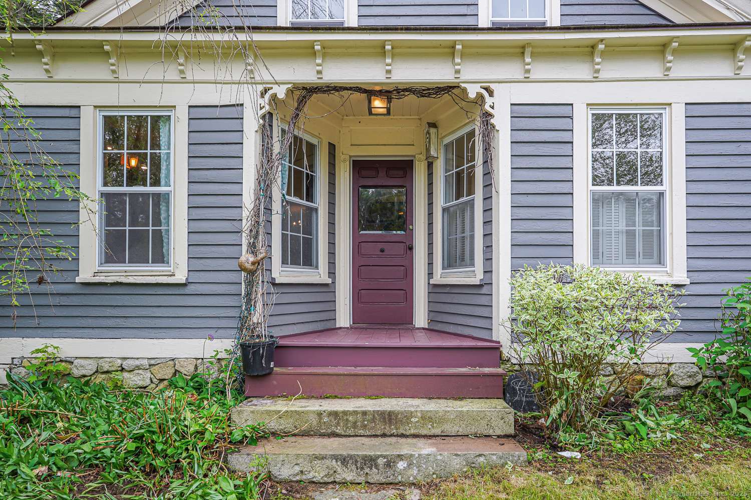 Woodstock, CT 06281,324 Route 169