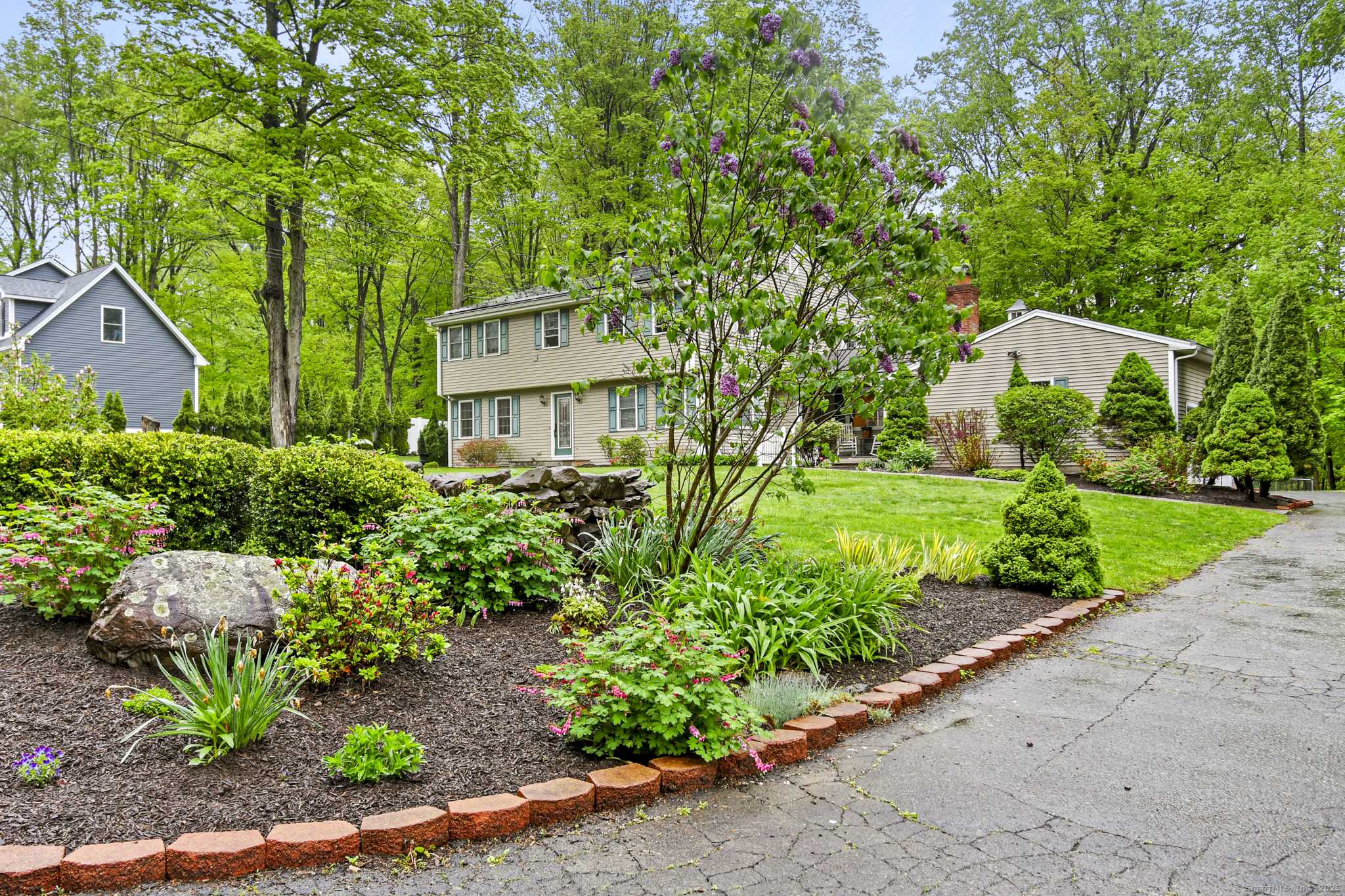 Meriden, CT 06451,154 Finch Avenue